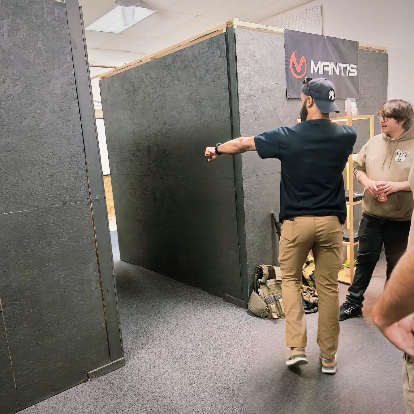 Great class with these gents! Visit us at @fearnottactical24 . Working through some Threshold assessments and gathering as much info as possible before commitment.

#beyondthethreshold #cqb #decisionmaking #civiliantraining #militaryandlawenforcement