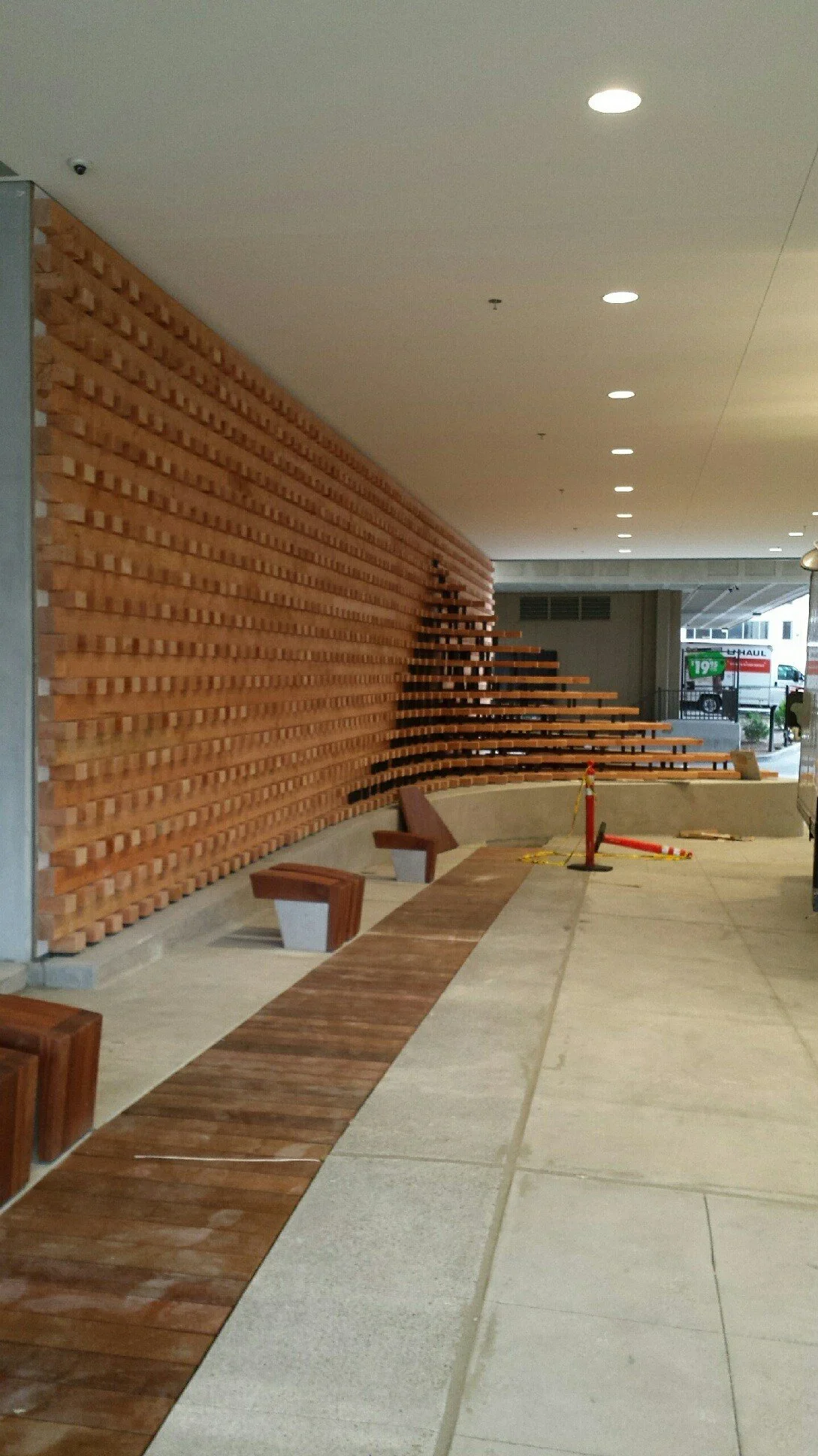 Hilton Garden Inn - Seattle2.jpg