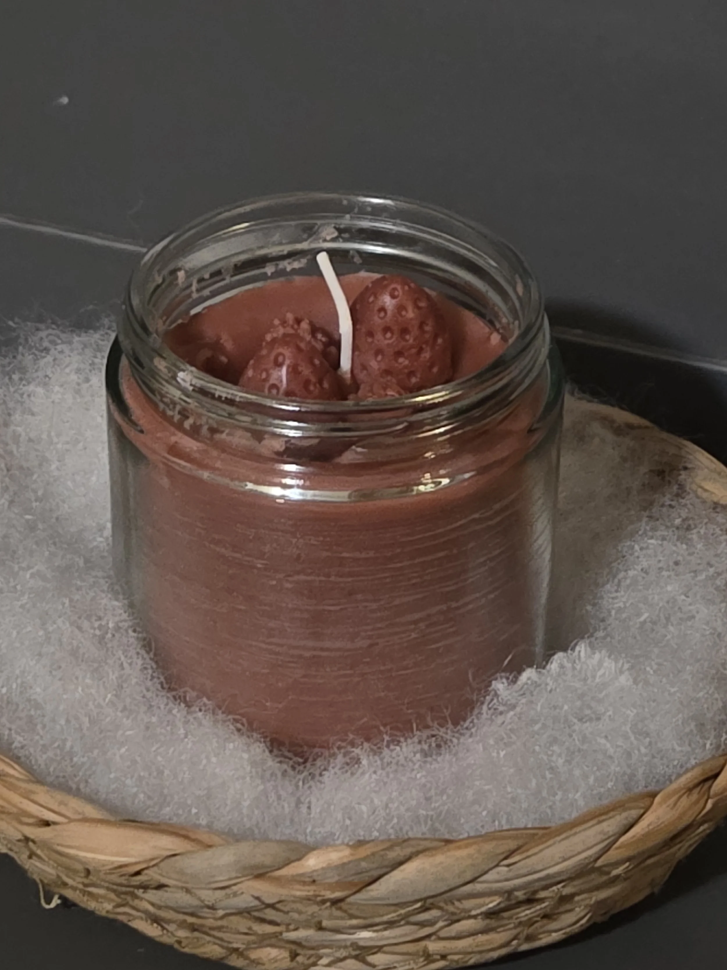 8 Oz Strawberry Kiss Candle