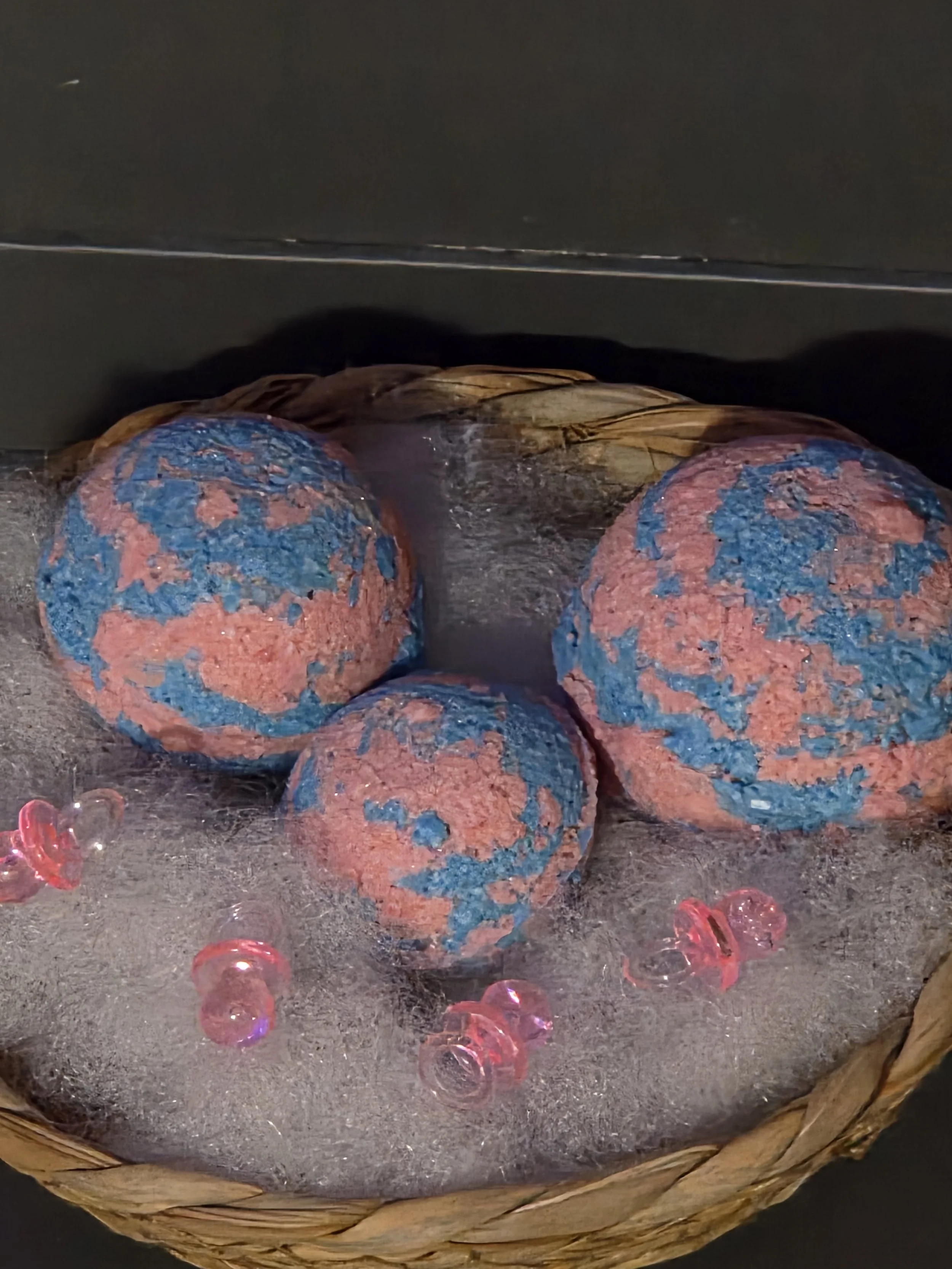 Gender Reveal Bath Bomb (Girl)