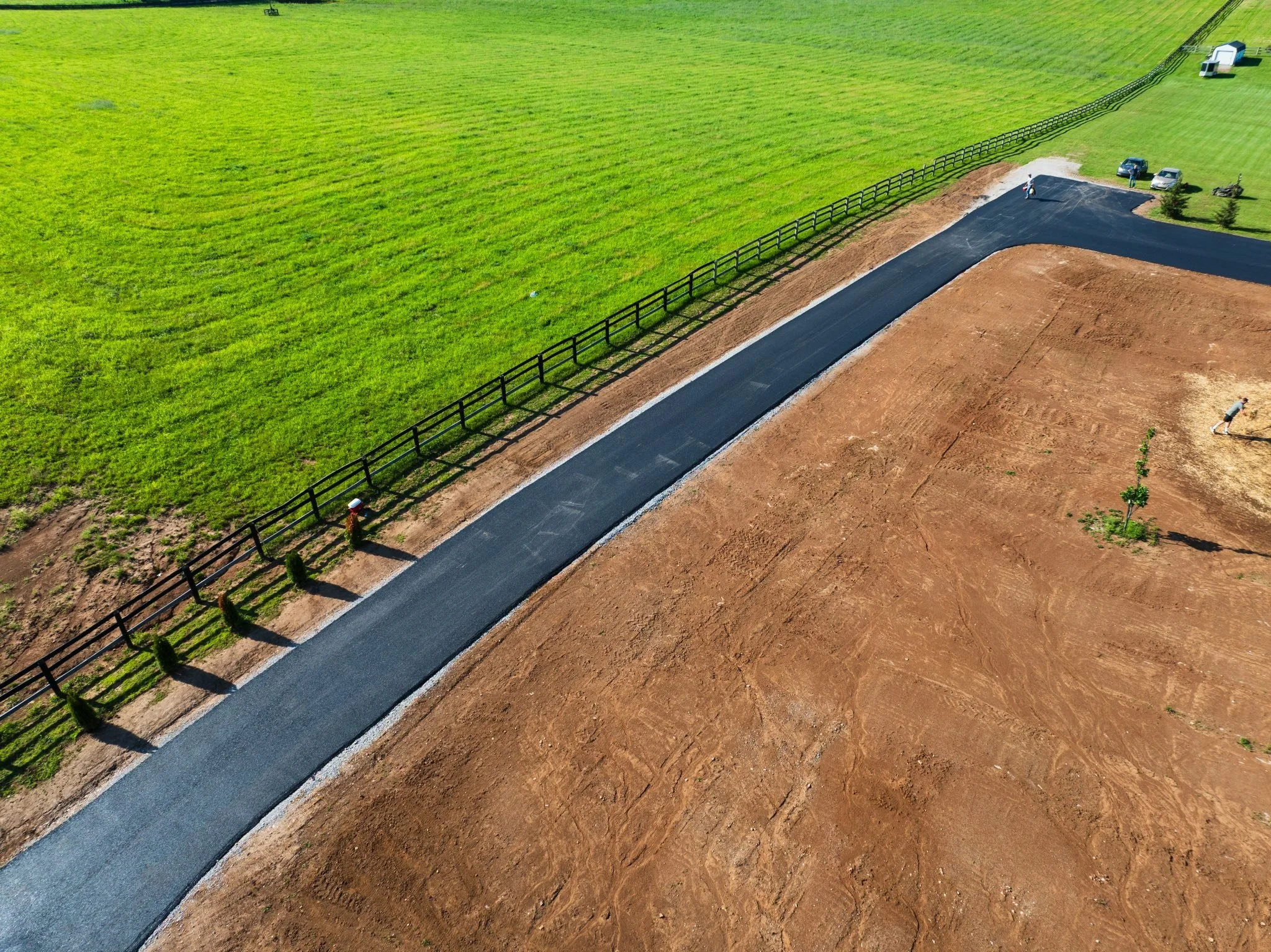 asphalt driveway.jpg