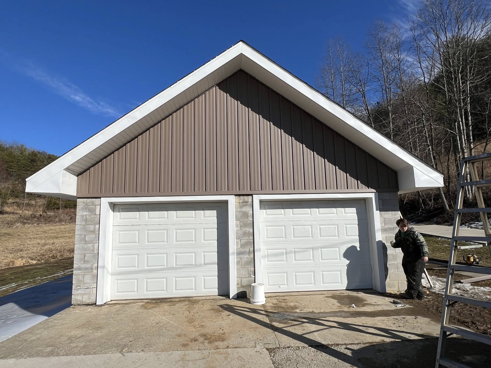 garagesiding.jpg