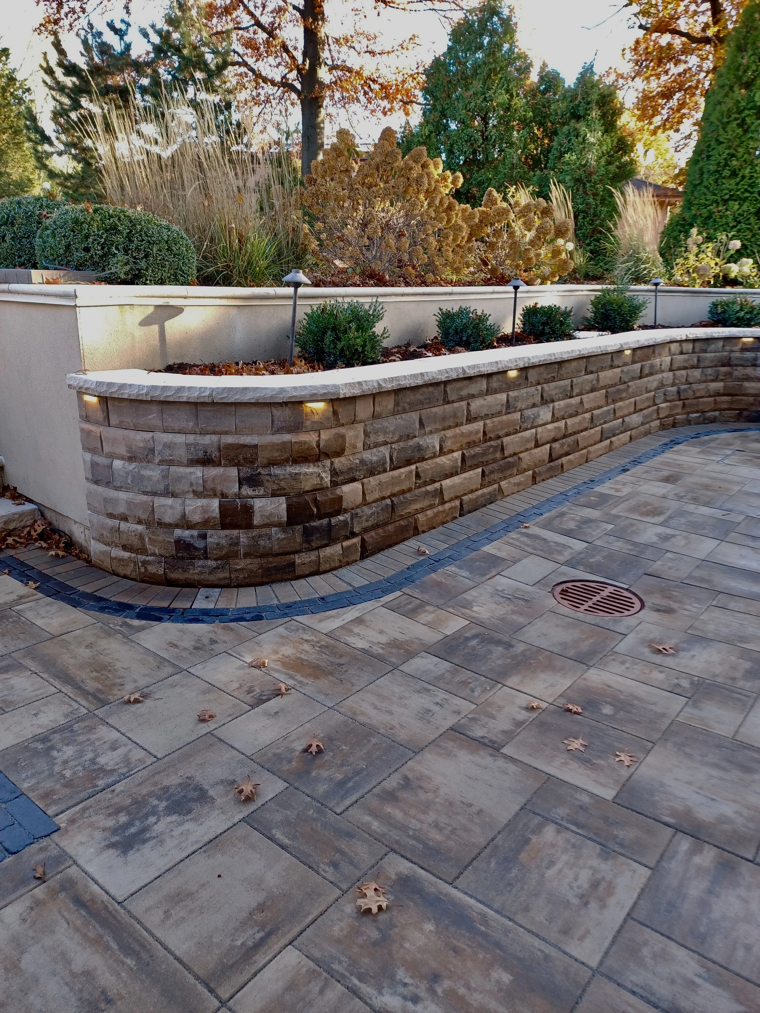 Retaining & Sitting Walls