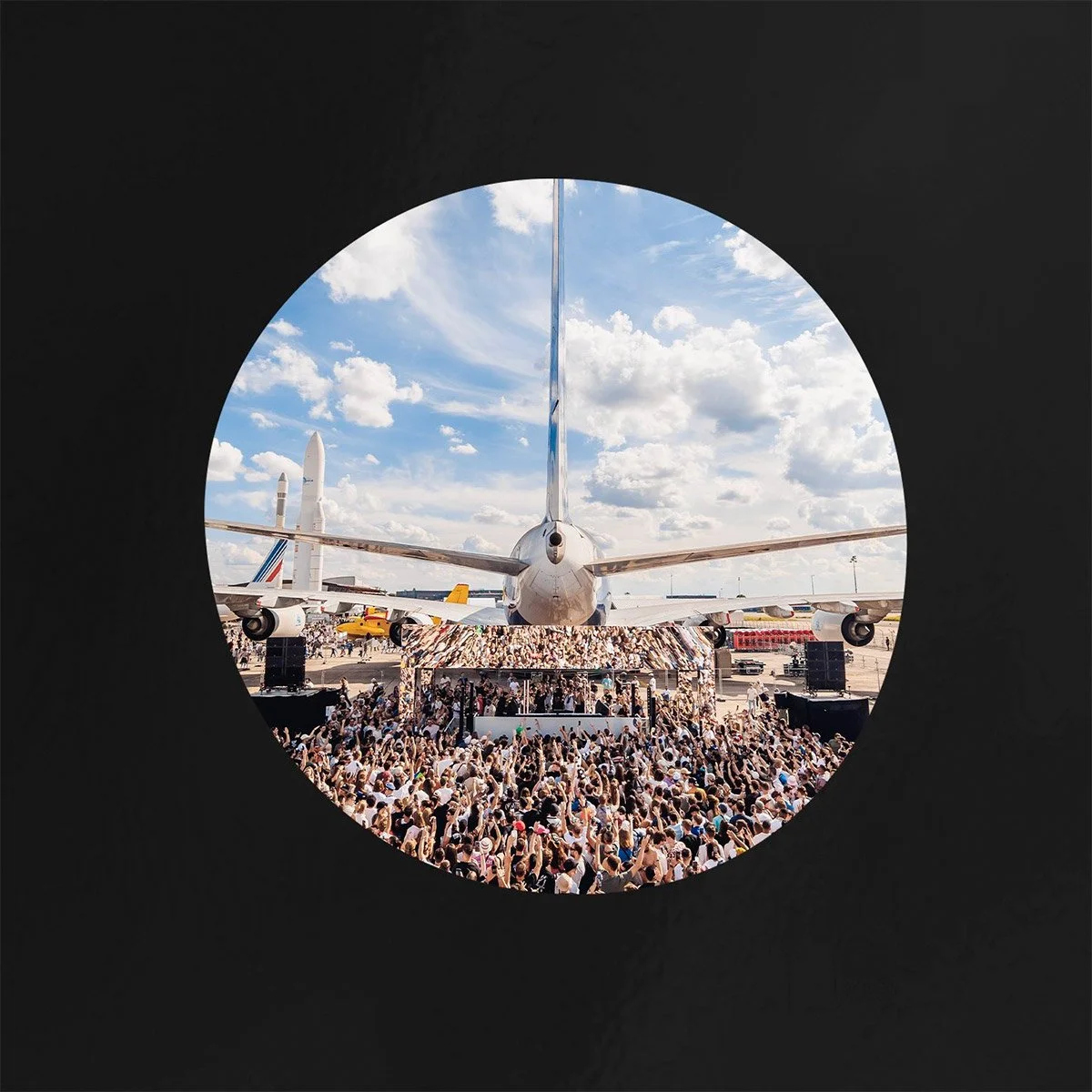 Cercle Records presents its new vinyl compilation ‘COSMOS’