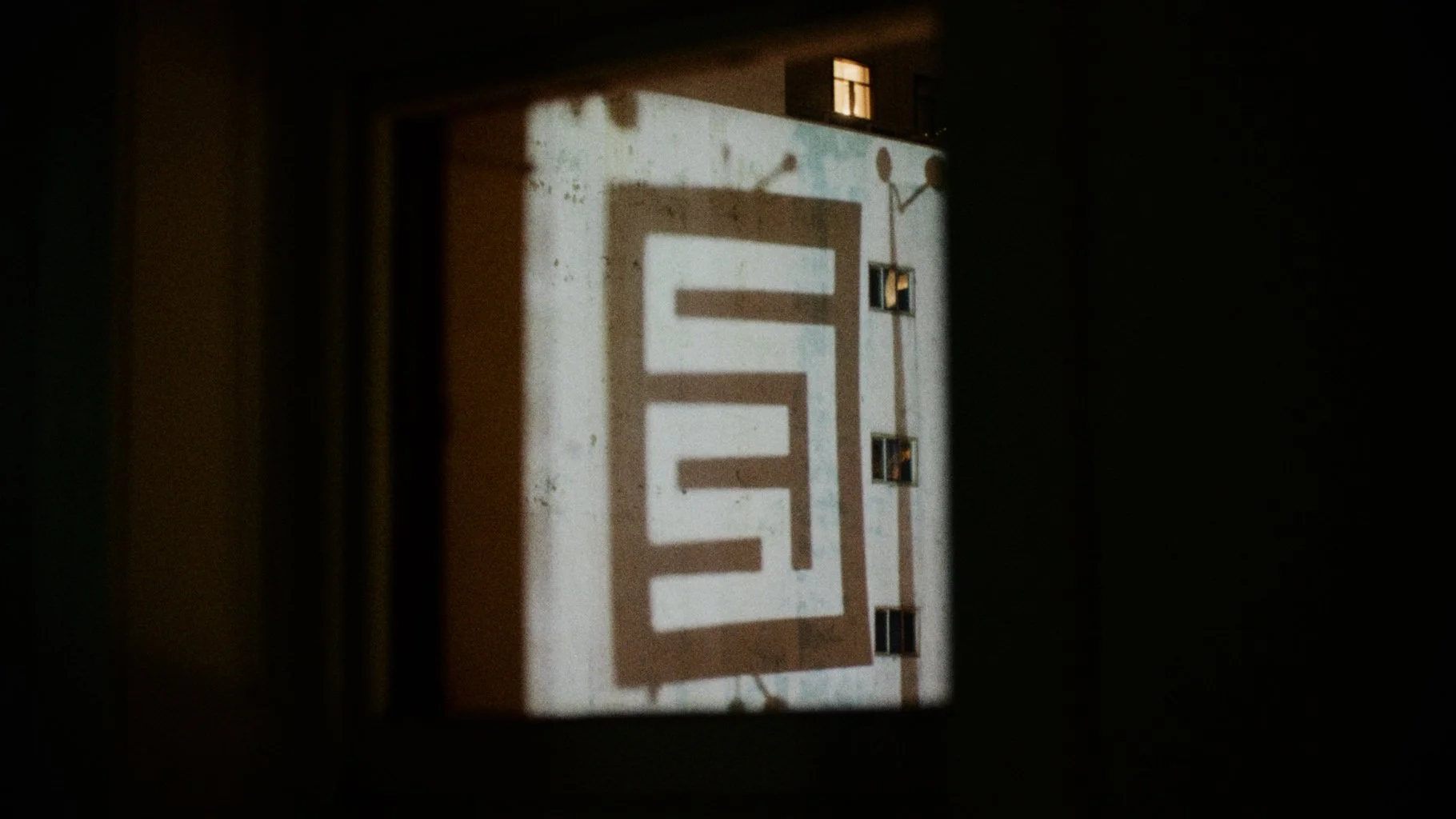 SDOUBLE-projection26-2.jpg