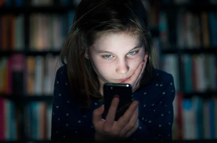 Five social media trends that could ruin your kid's future