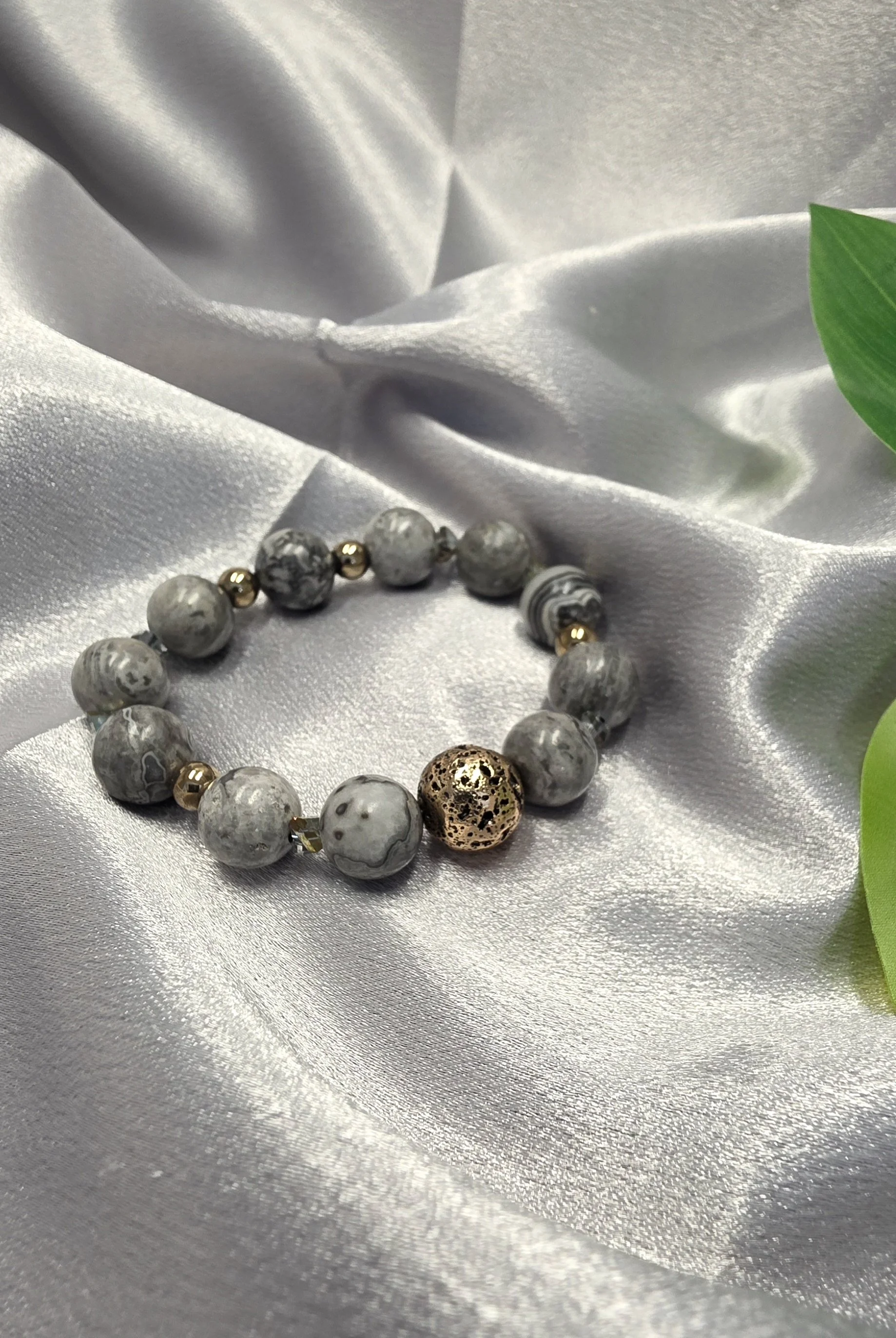 MARBLE VEIL | Gray Mapstone Jasper