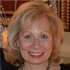 Linda DeCorato Perrotta