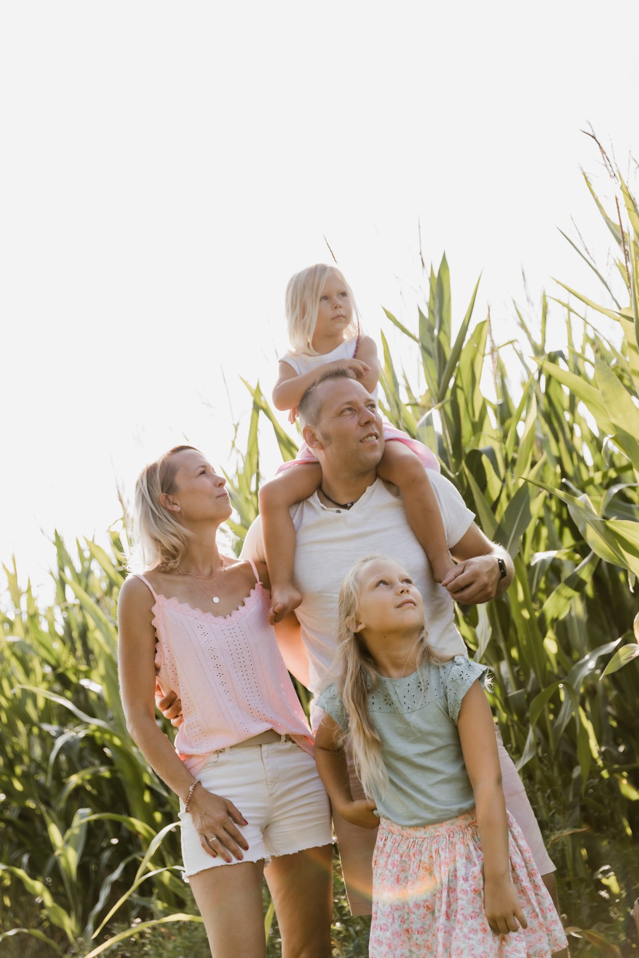 IDT Fotografie, Shooting, Familie, Hund, Geschwisterliebe-30.jpg