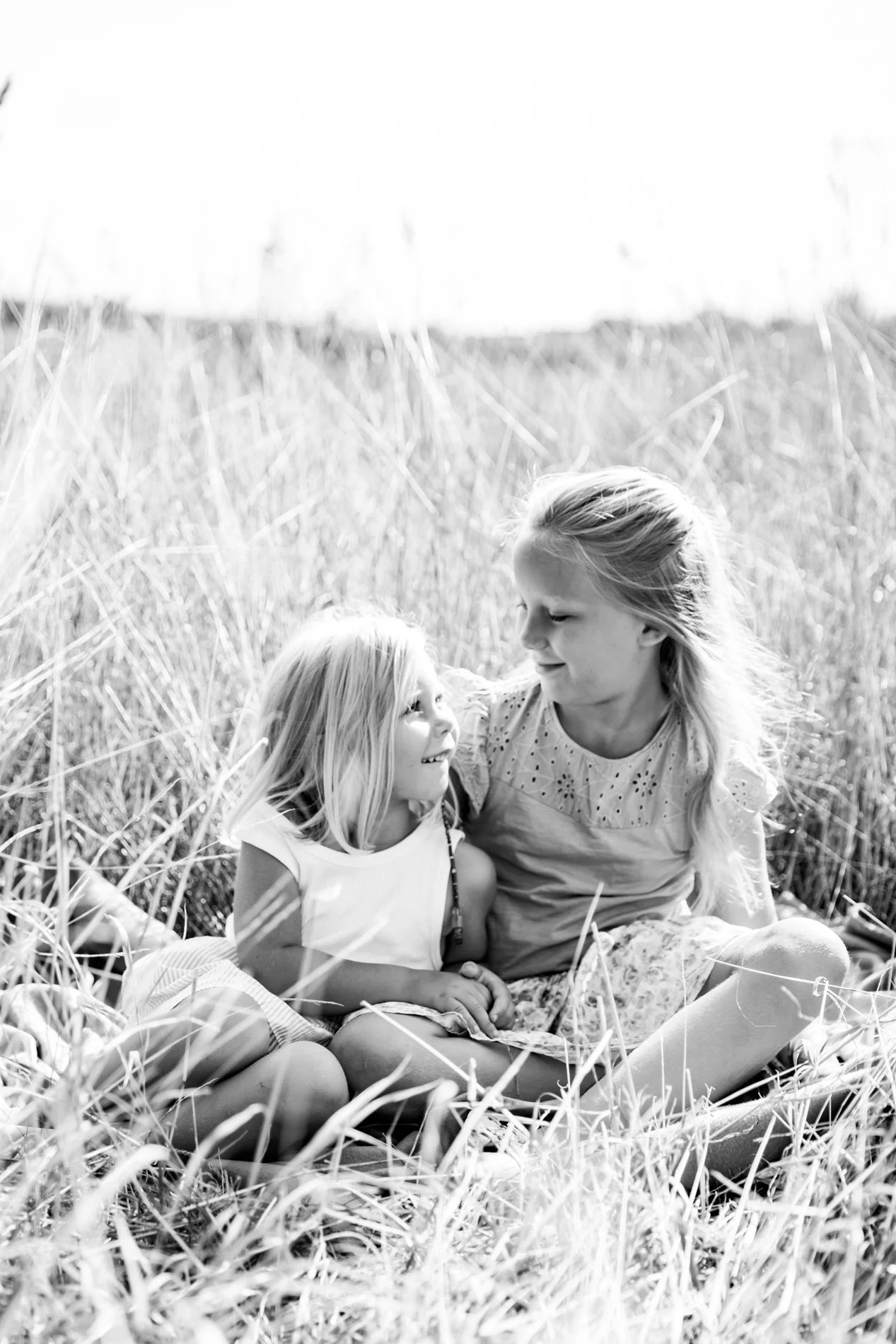 IDT Fotografie, Shooting, Familie, Hund, Geschwisterliebe-10.jpg