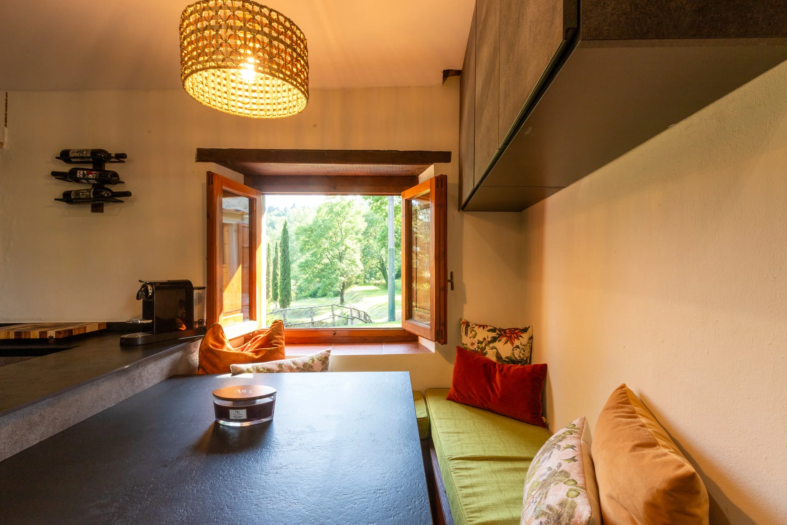 Luxury Suite Breakfast Nook
