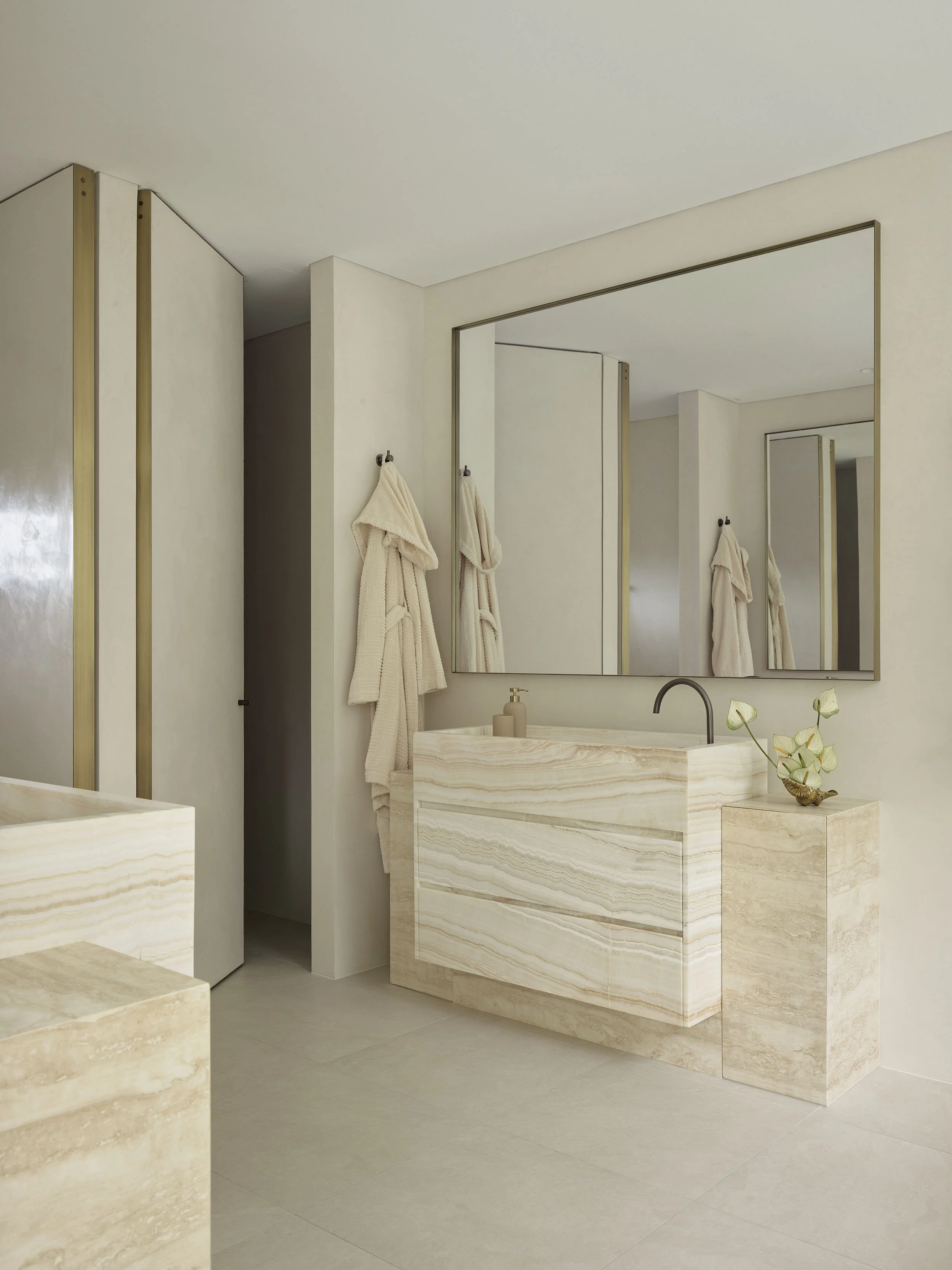 Ensuite vanity, Boronia Road, Bellevue Hill