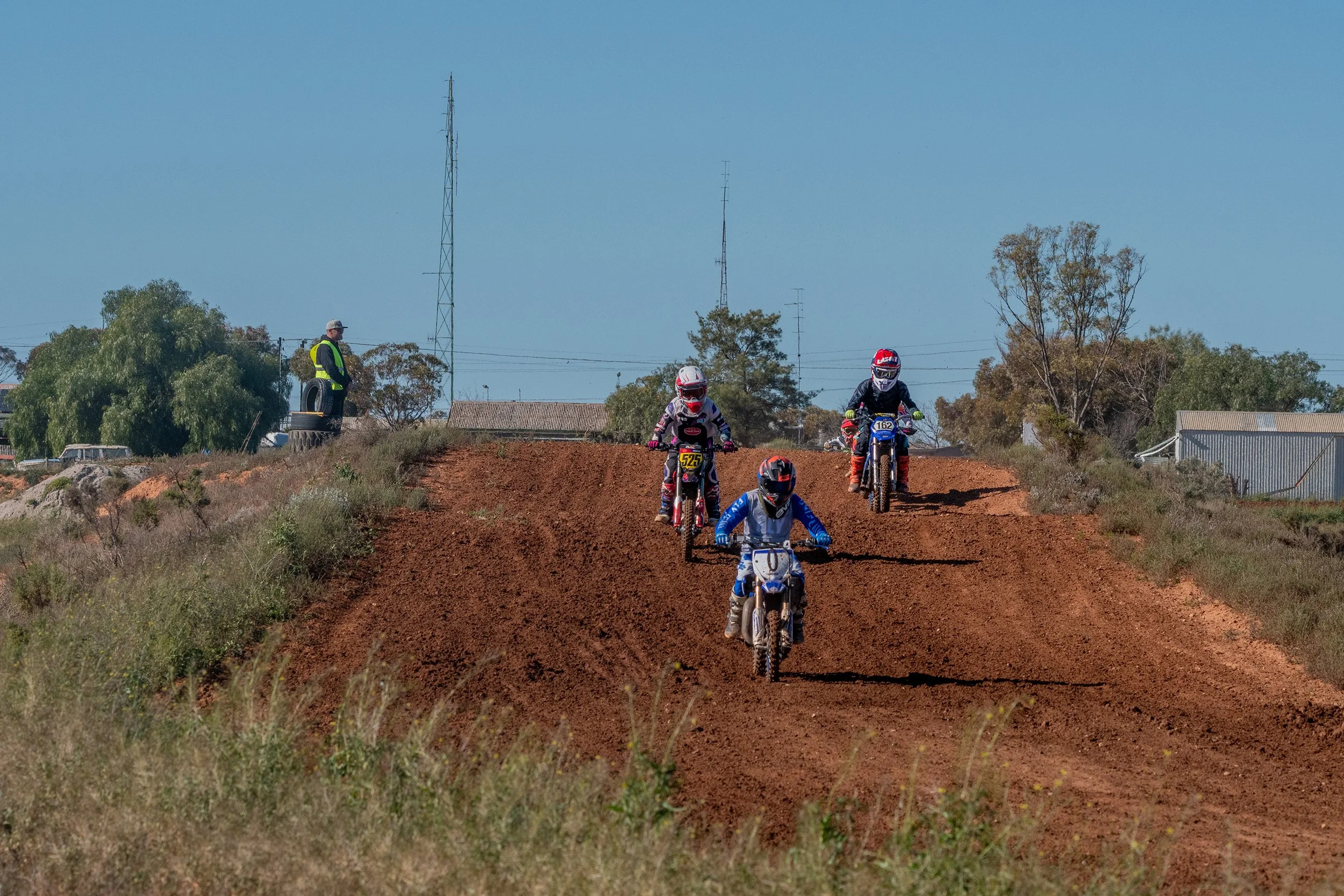 2026-08-02_MotoX_2600.jpg