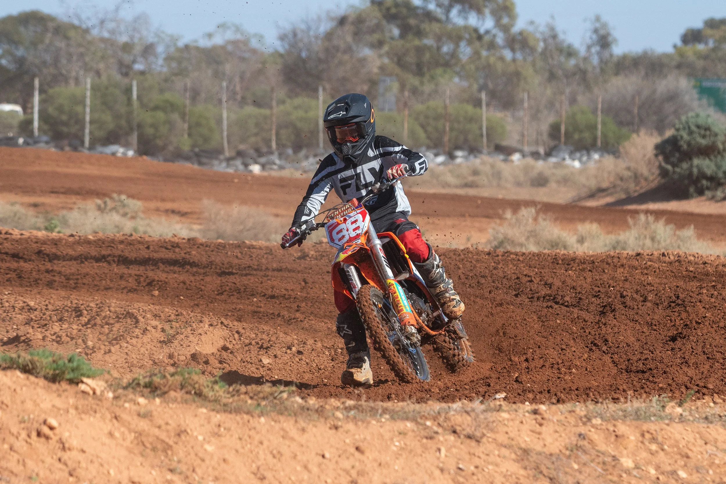 202606_2026-03-15_MotoX_1914.jpg
