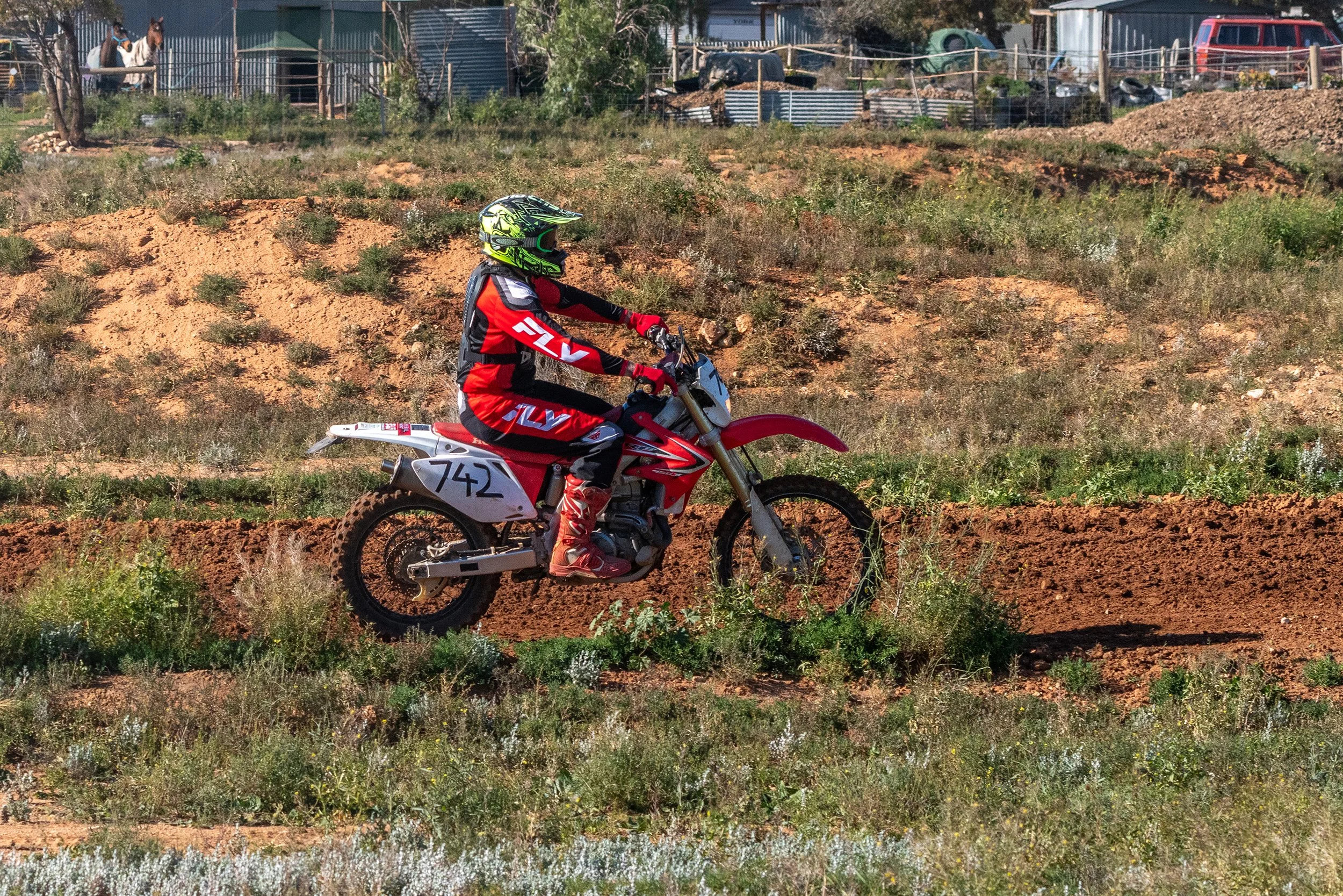 2026-08-02_MotoX_2002.jpg