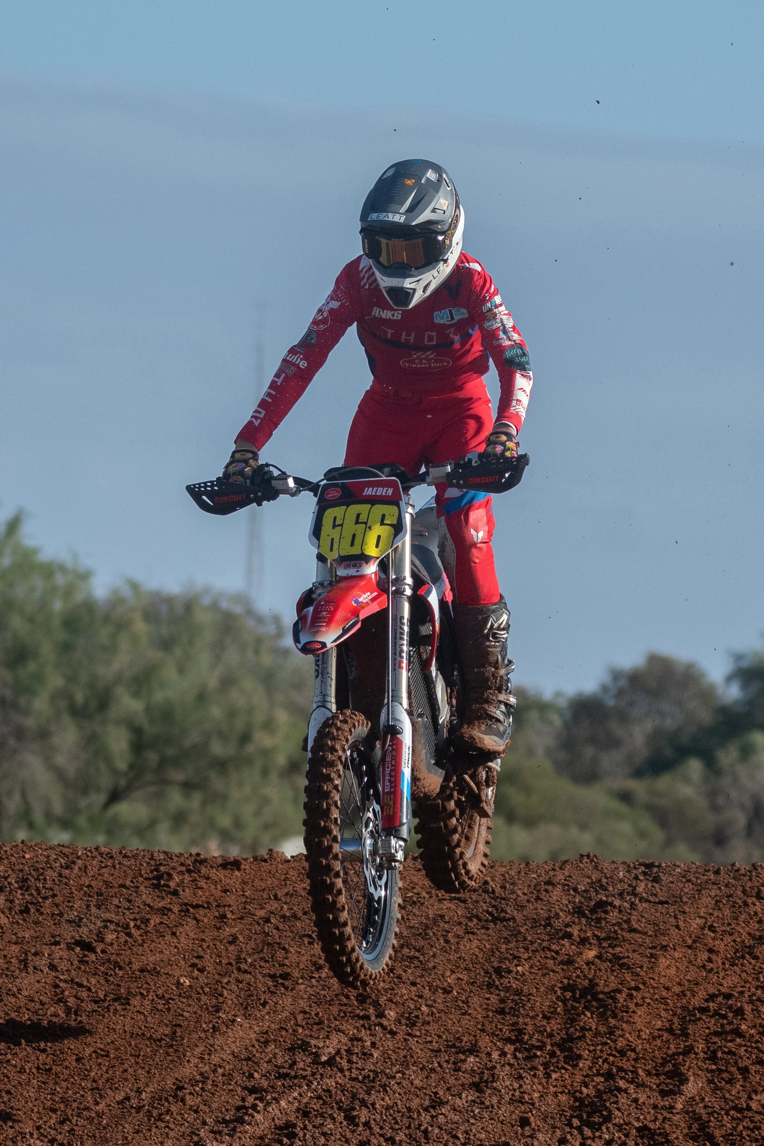 202608_2026-05-31_MotoX_0012.jpg