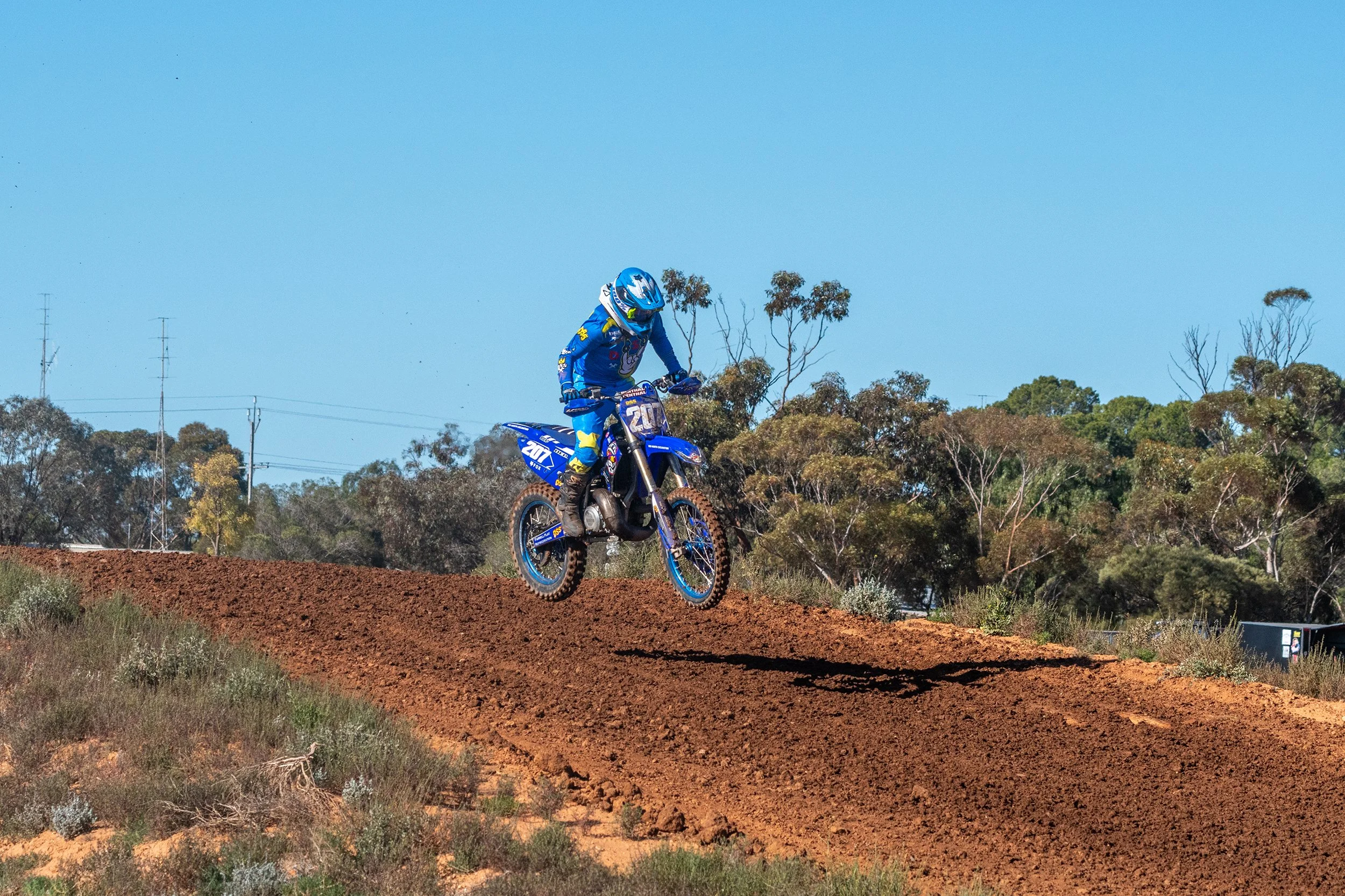 2026-08-02_MotoX_2027.jpg
