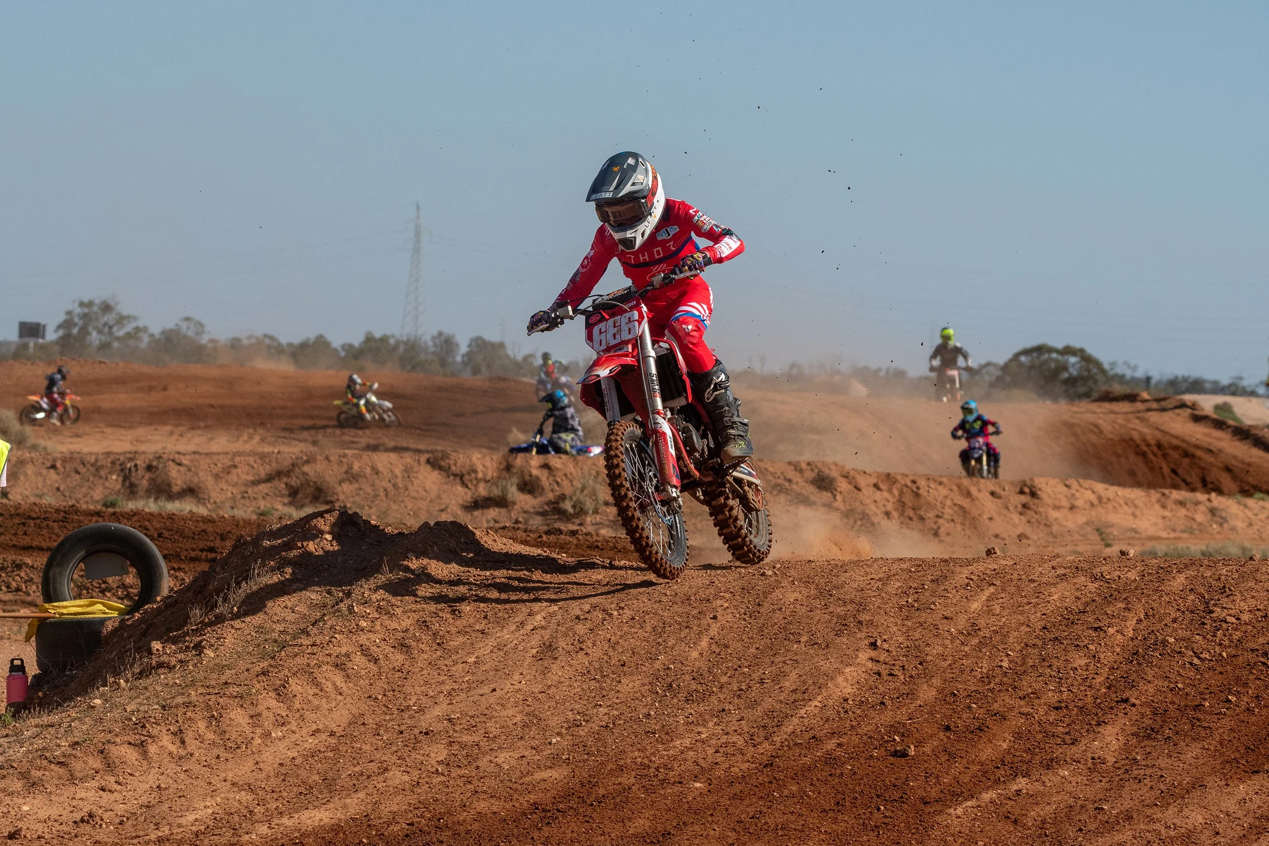 202606_2026-03-15_MotoX_1980.jpg