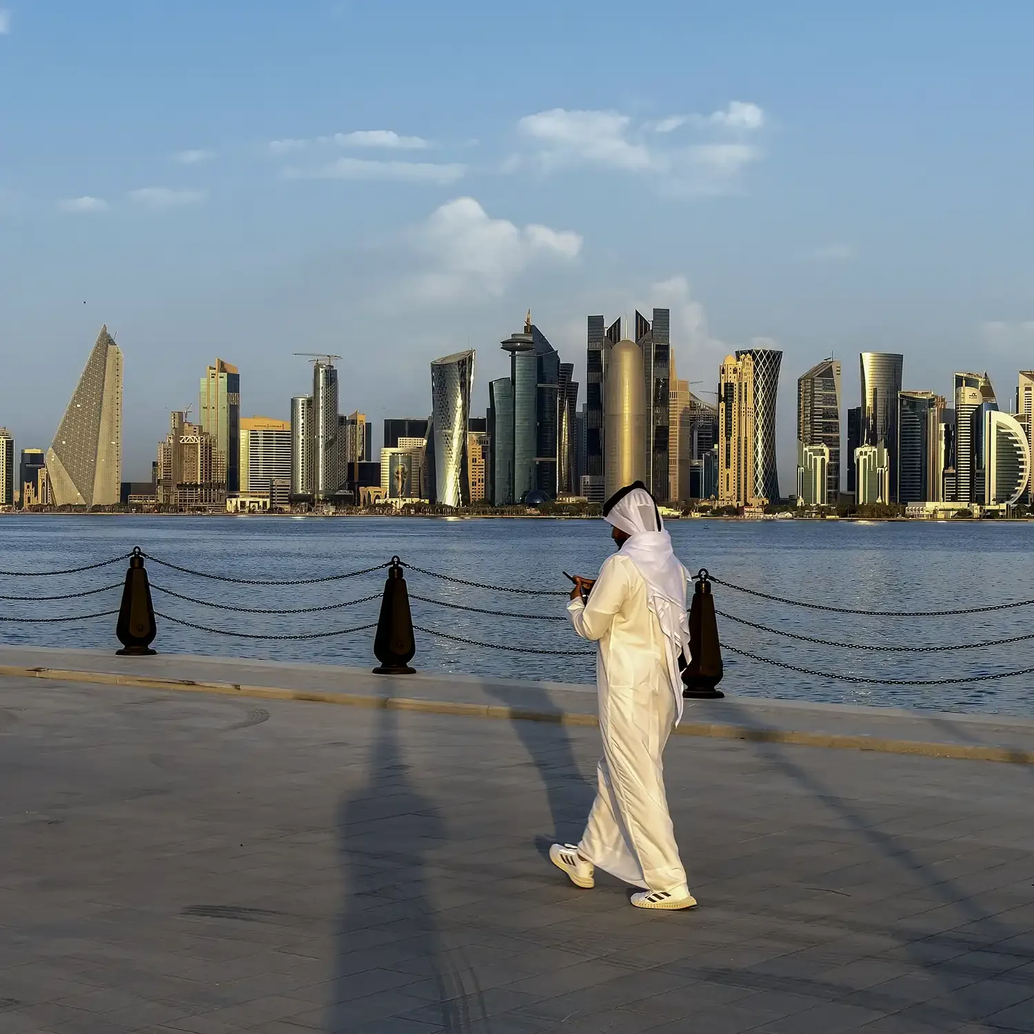 UD fjerner reise-advarsler for fire Gulf-land