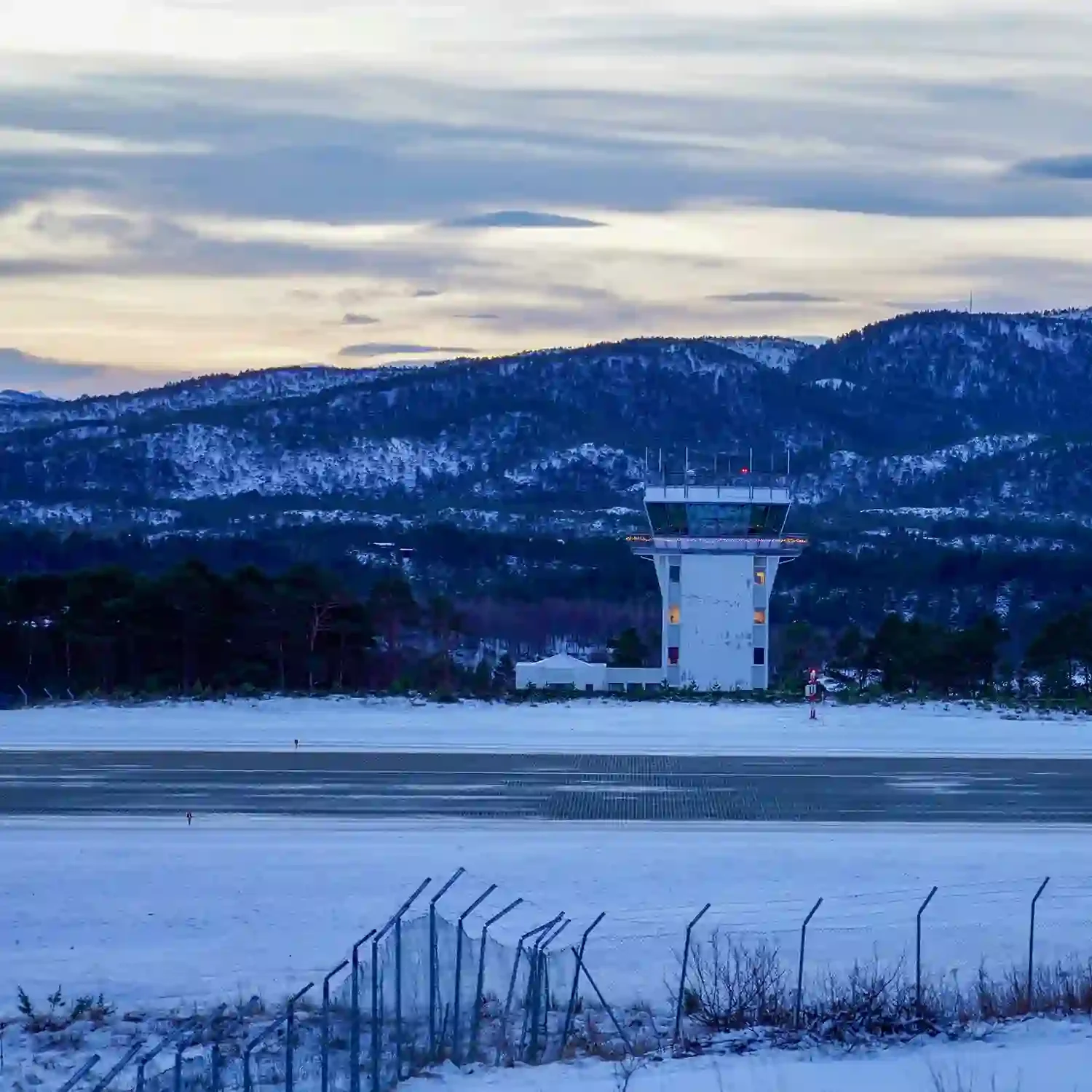 SAS kansellerer flere flyginger til og fra Kristiansund