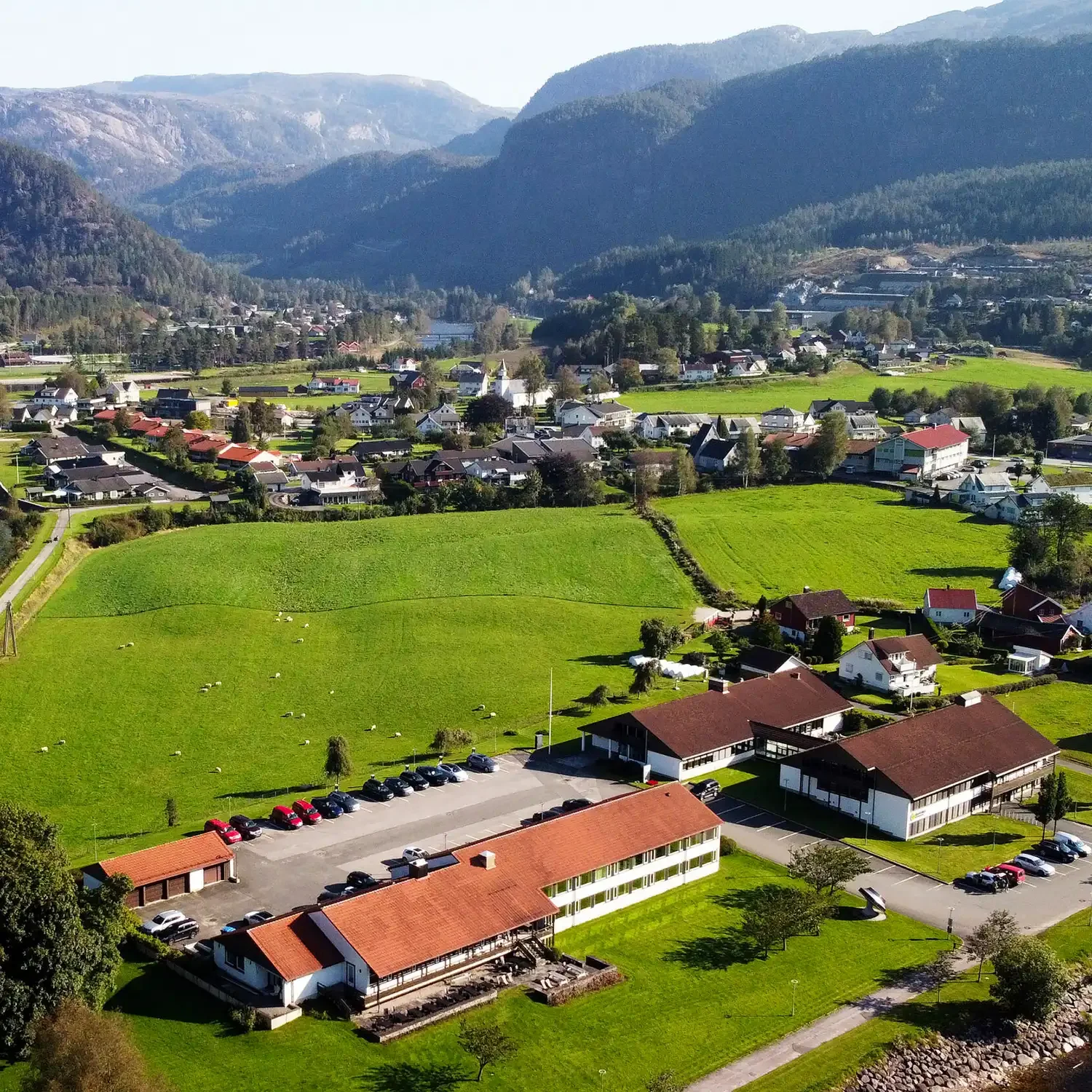 Reiselivet er en del av løsningen. Nå må kommunen bli det også