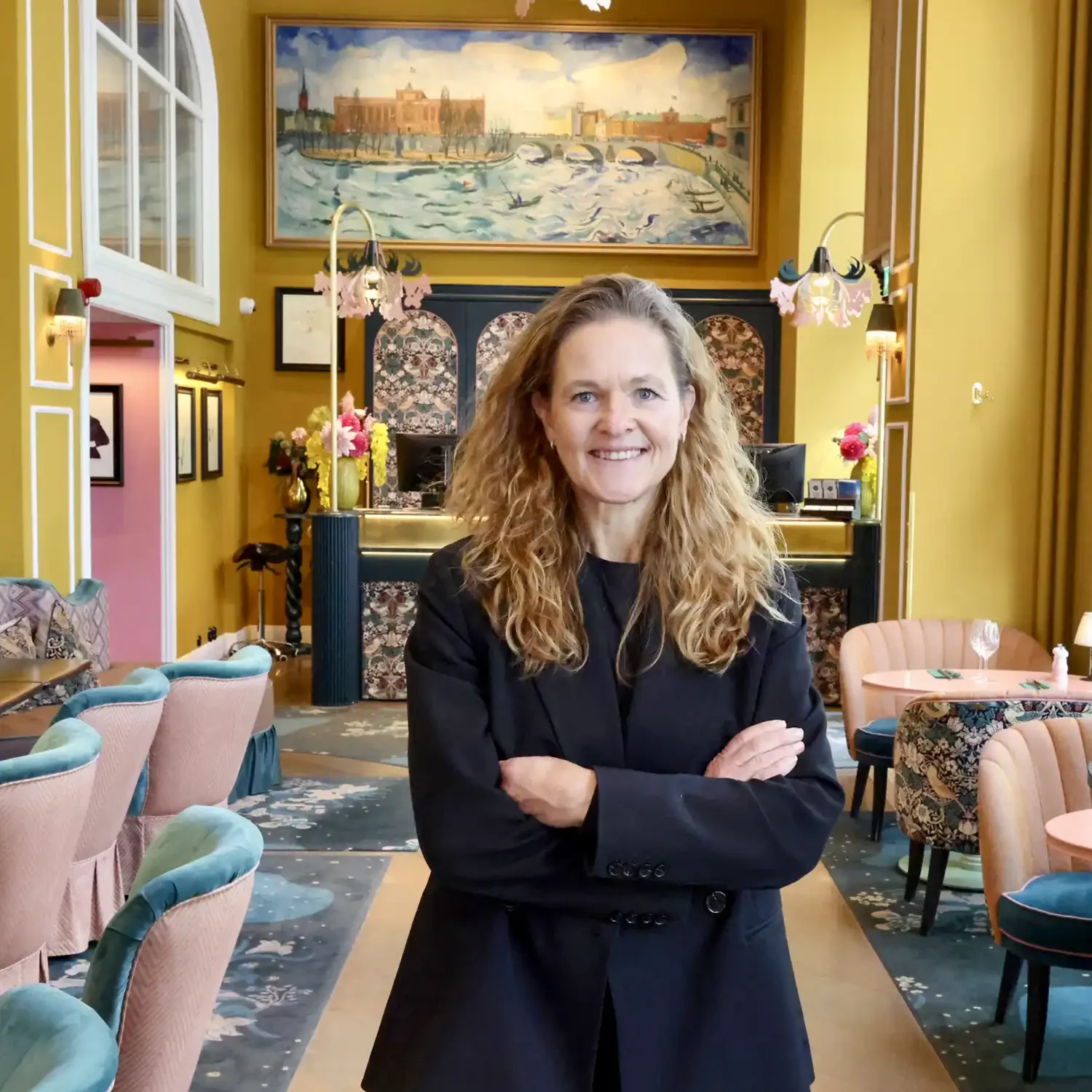 Hun tar over hotellgiganten