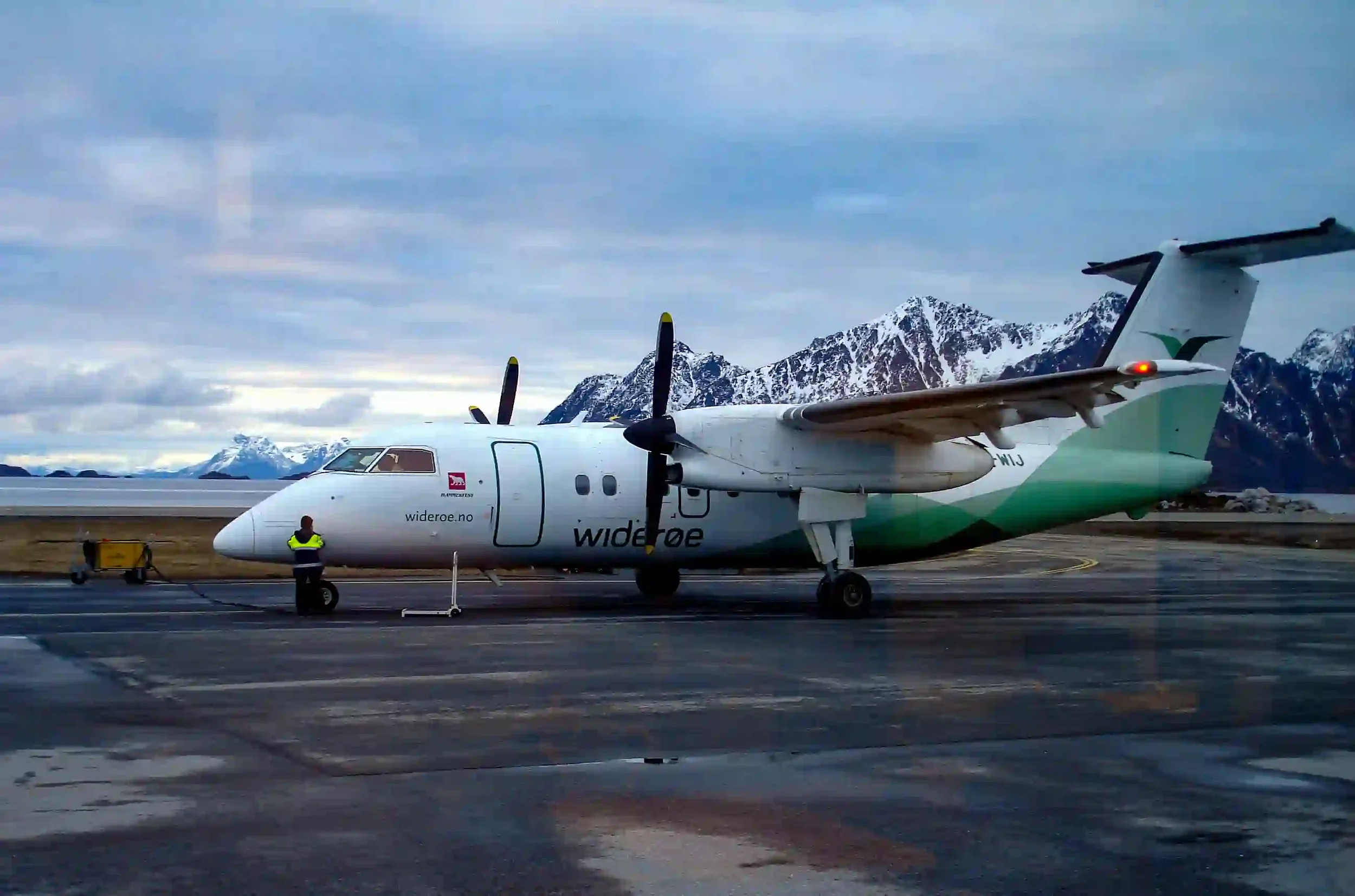 Ble kastet av Widerøe fly: Krevde erstatning for psykisk belastning