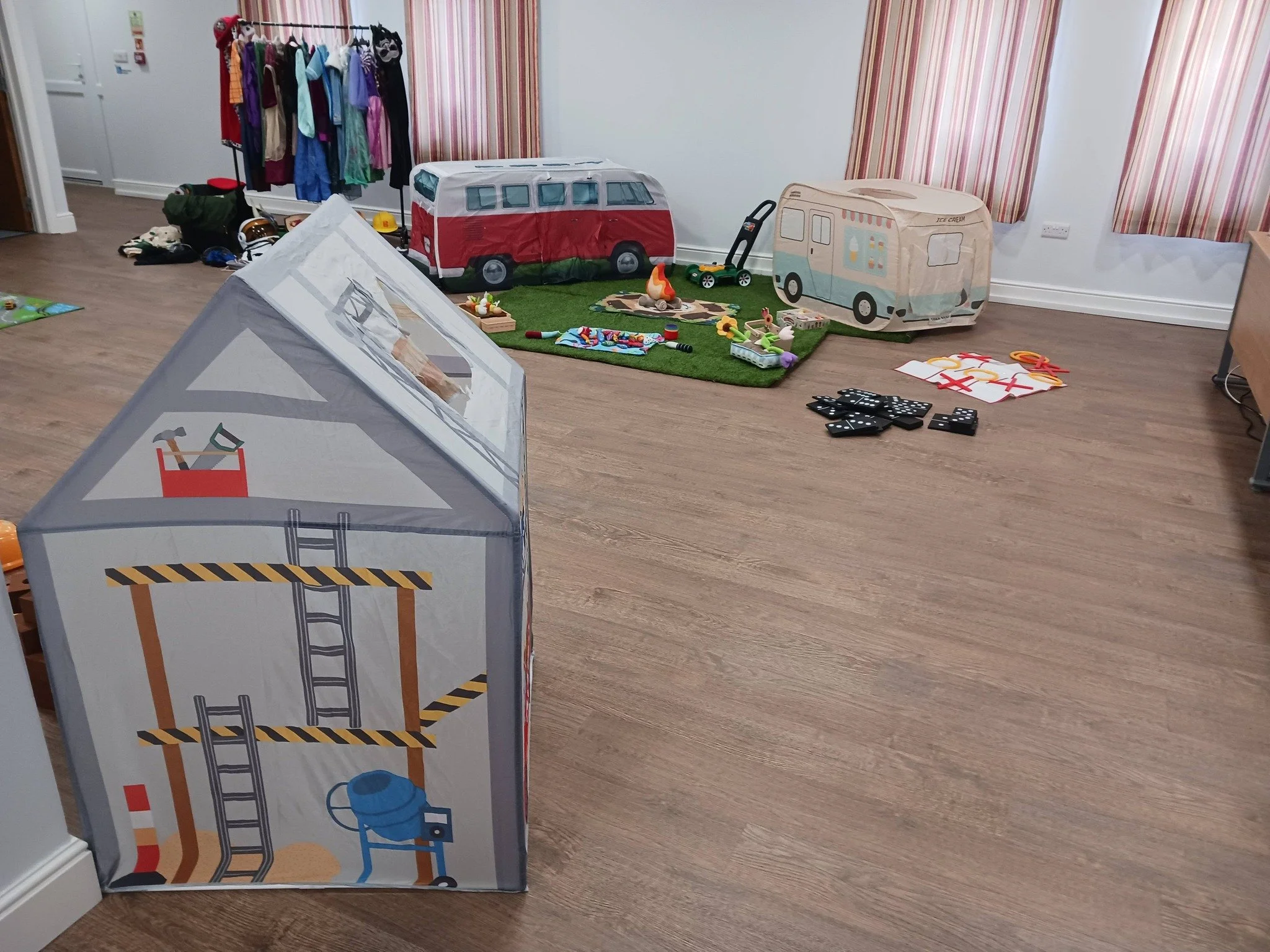 Play 2GROW, our Friday after-school club for Primary School aged children and their parents or carers