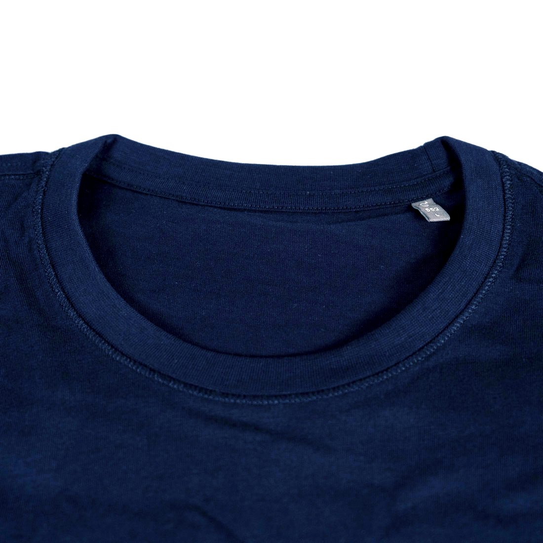 T-shirt_Navy_detalje_02.jpg
