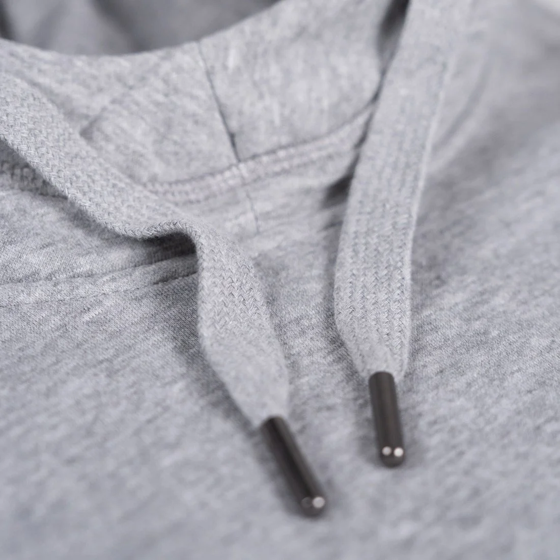 Hoodie_grå_melange_detalje_01.jpg