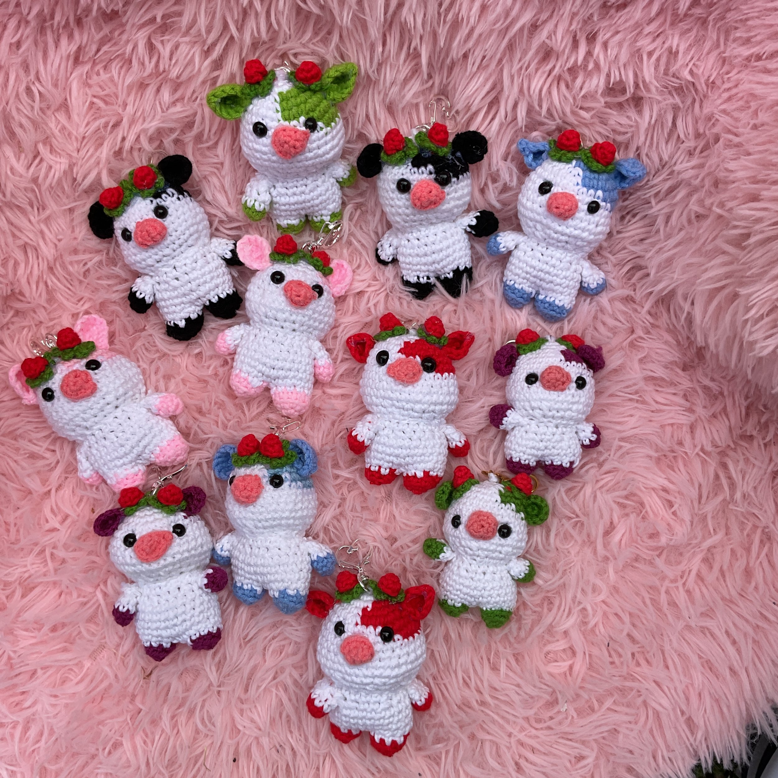 Cute Strawberry Cows Key Ring 🐮🍓