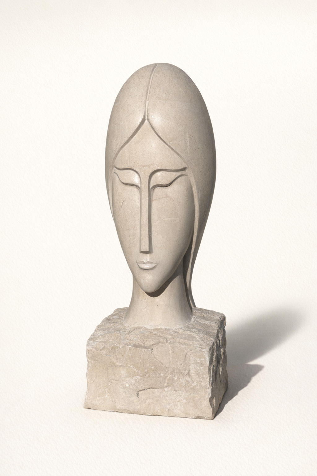 EVE - Pierre calcaire (H 57.5 cm x L 22 cm x P 21 cm)