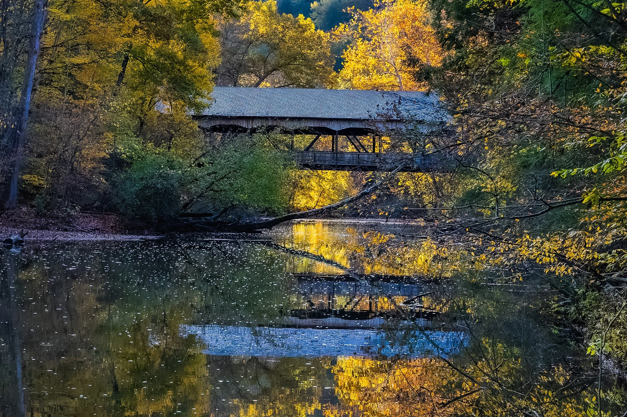 CoverdedBridgeMohicanStatePark1SM.jpg
