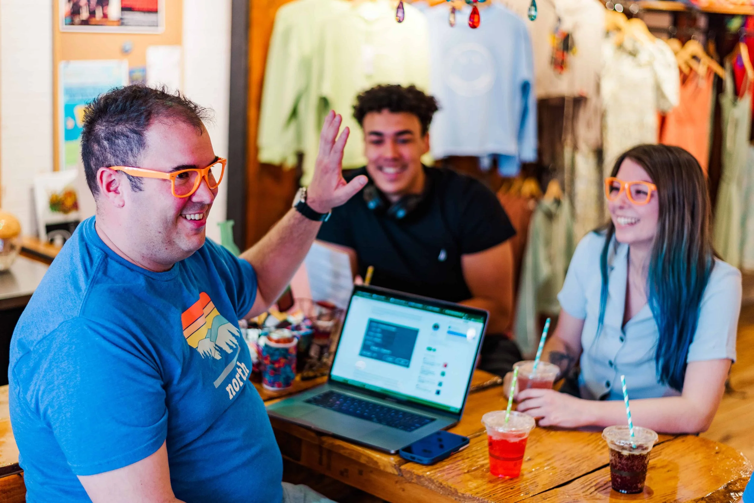 Creating Service Pages that Rank and Convert: A Step-by-Step Guide