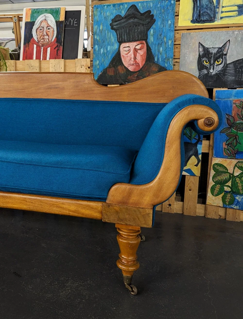 Traditional Victorian Sofa