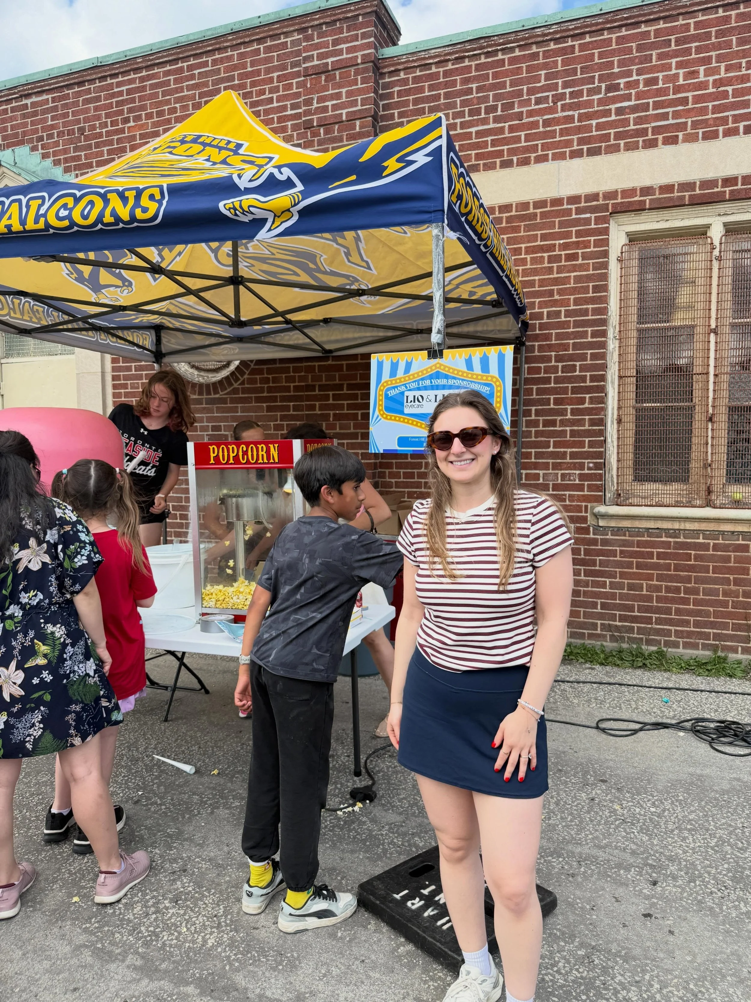 Dr. Hecht had so much fun attending Falcon Fest! Lio &amp; Light Eyecare was a proud sponsor of their popcorn and cotton candy booth! Can you guess which was more popular?

#foresthill #falconfest #foresthillcommunity #optometrist