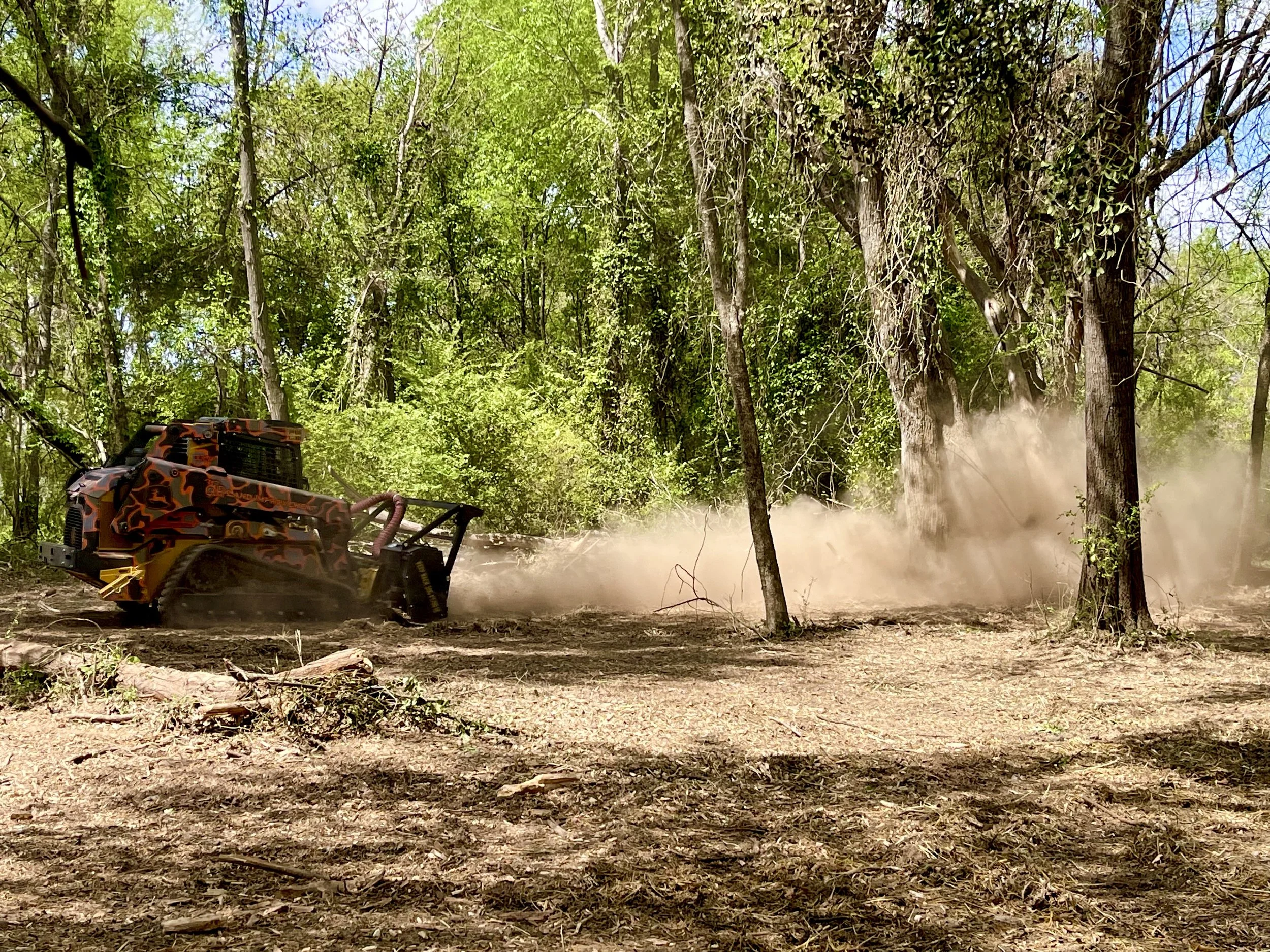Mulching with a lot of dust 
