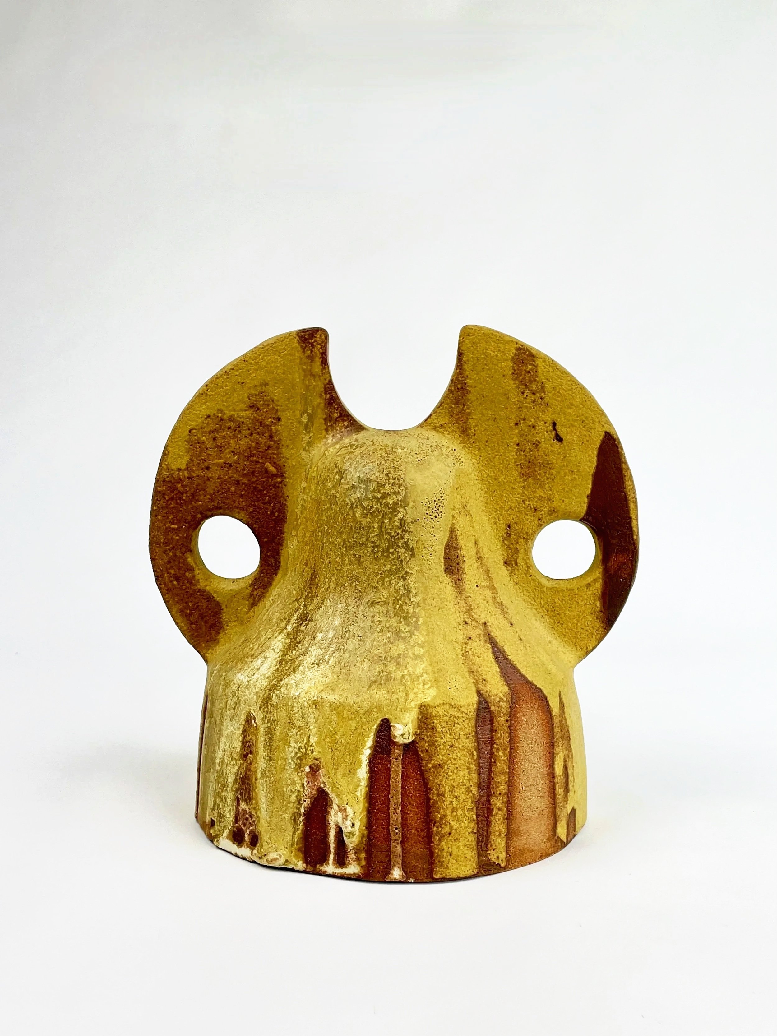 Untitled, 2025, ceramic, glaze, 22 x 17 x 17 cm