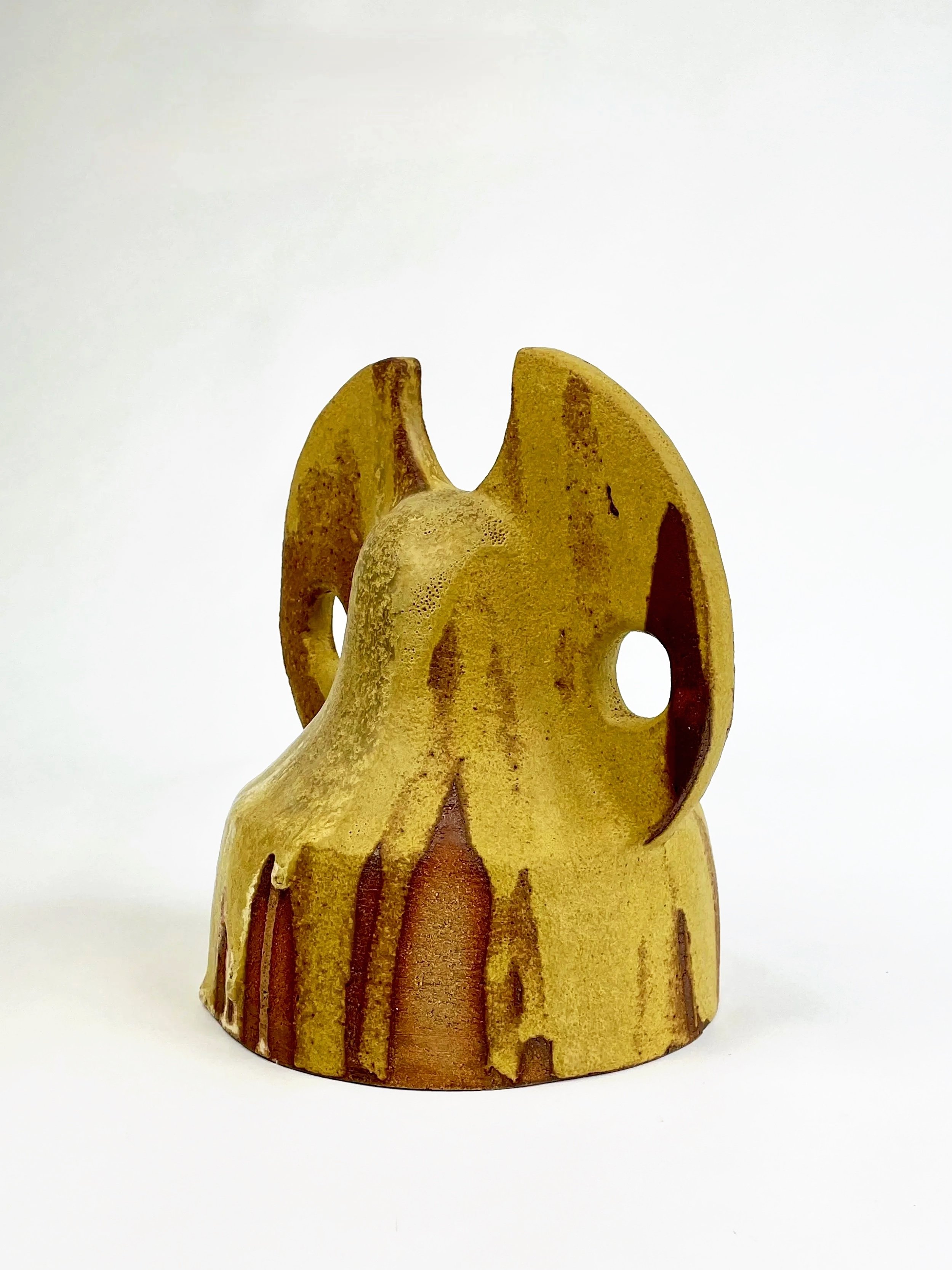 Untitled, 2025, ceramic, glaze, 22 x 17 x 17 cm