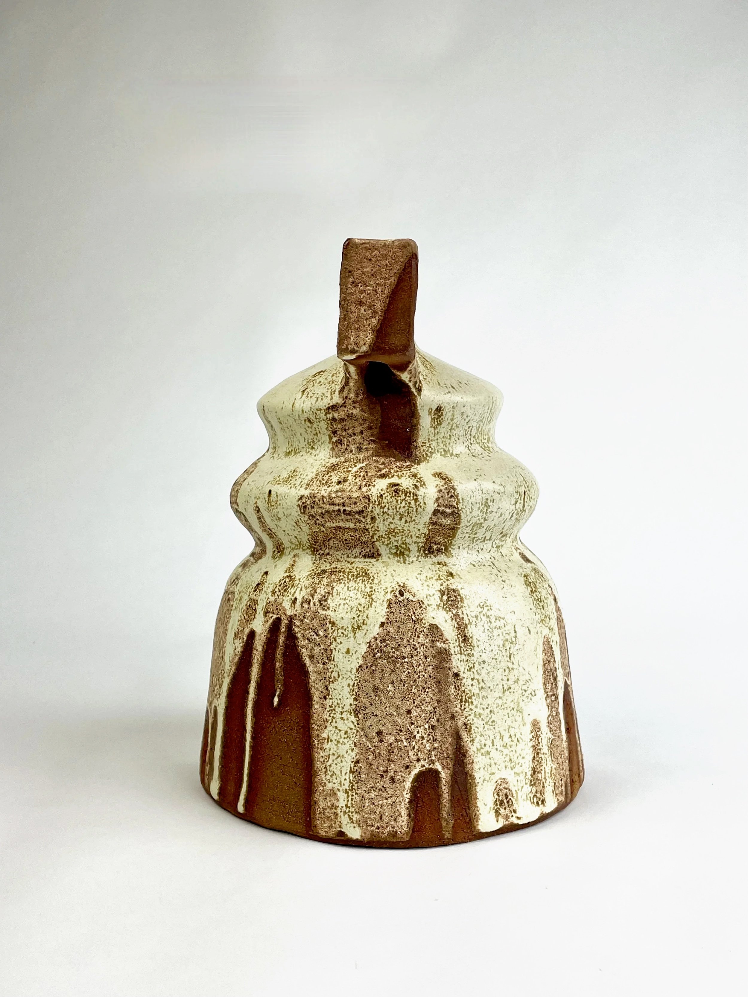 Untitled, 2025, ceramic, glaze, 25 x 20 x 18 cm  