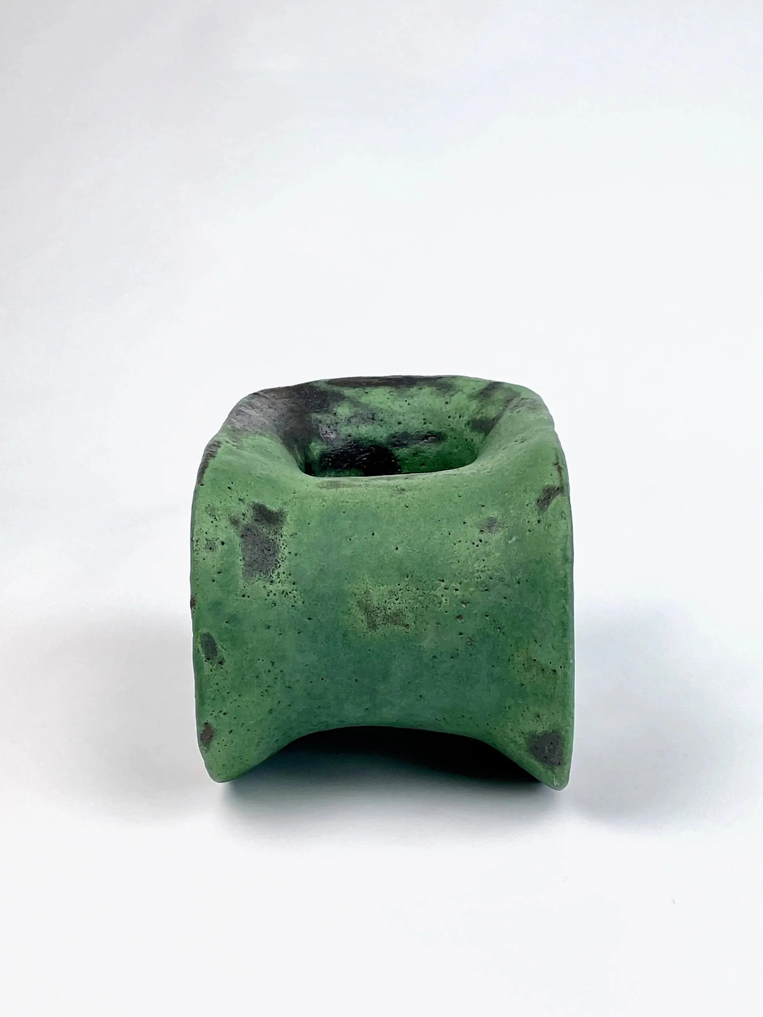 Untitled, 2024, ceramic, glaze, 11 x 19 x 11 cm