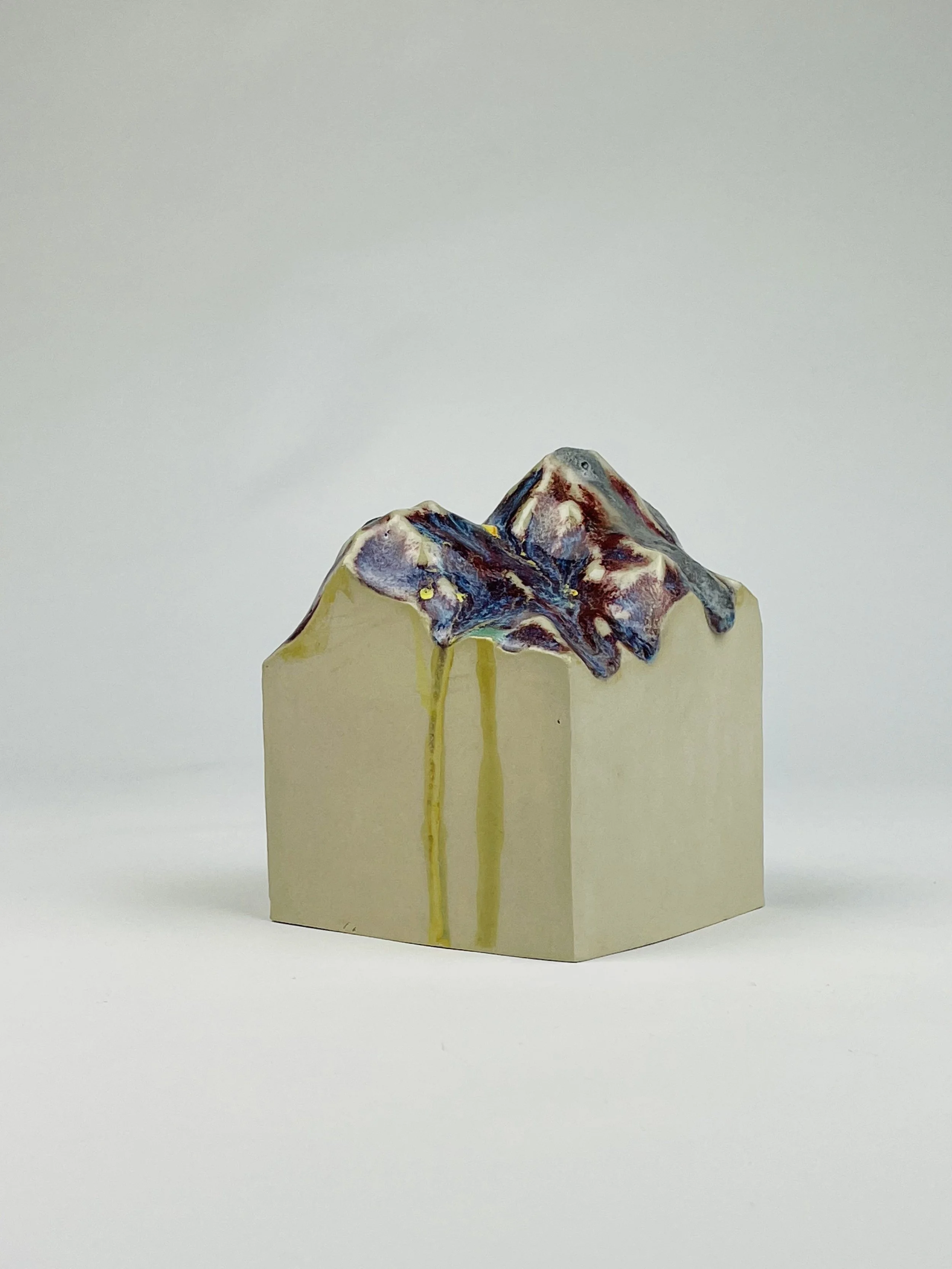 Untitled, 2022, ceramic, multiple glazes, 13 x 10 x 10 cm