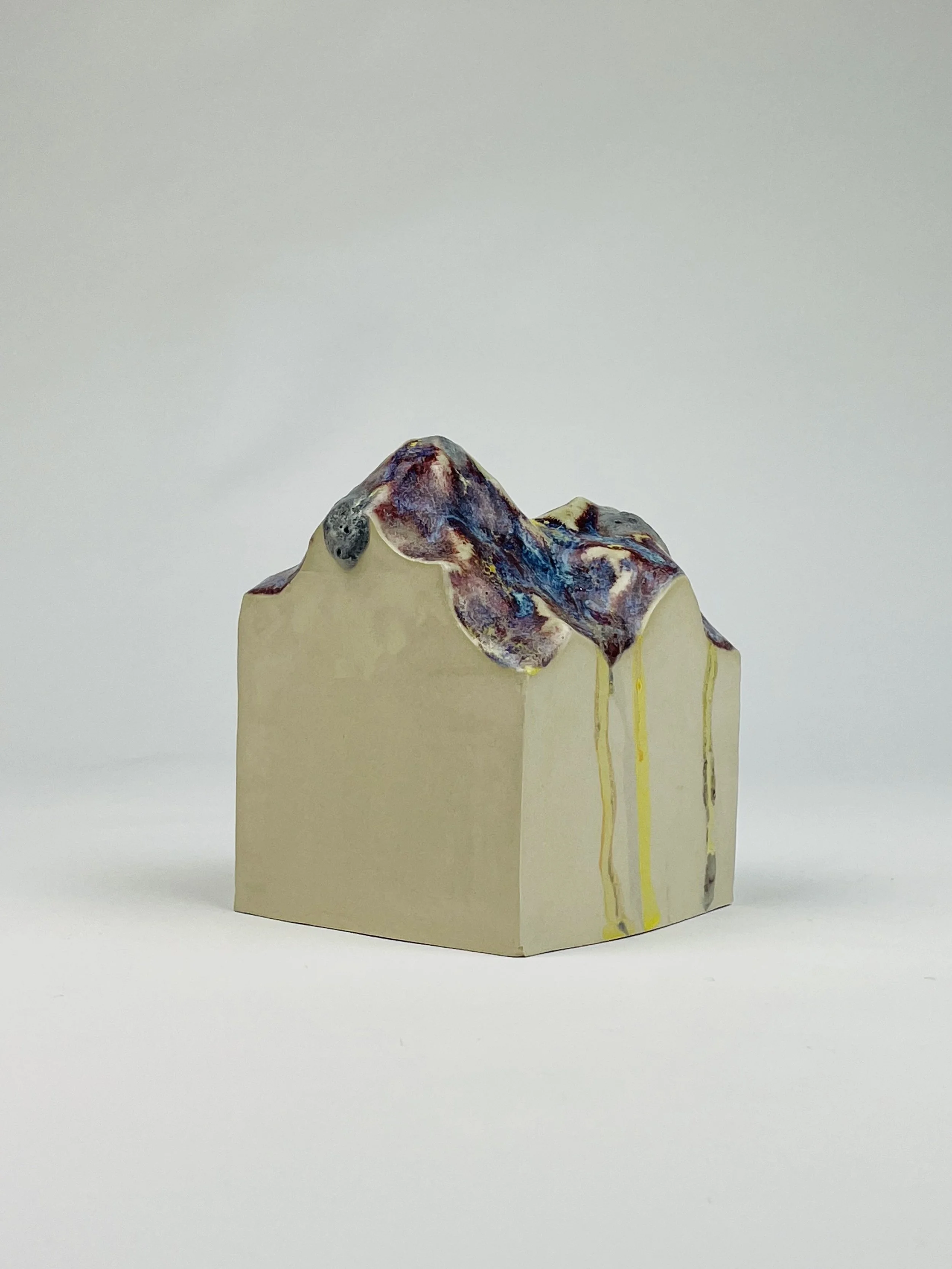 Untitled, 2022, ceramic, multiple glazes, 13 x 10 x 10 cm