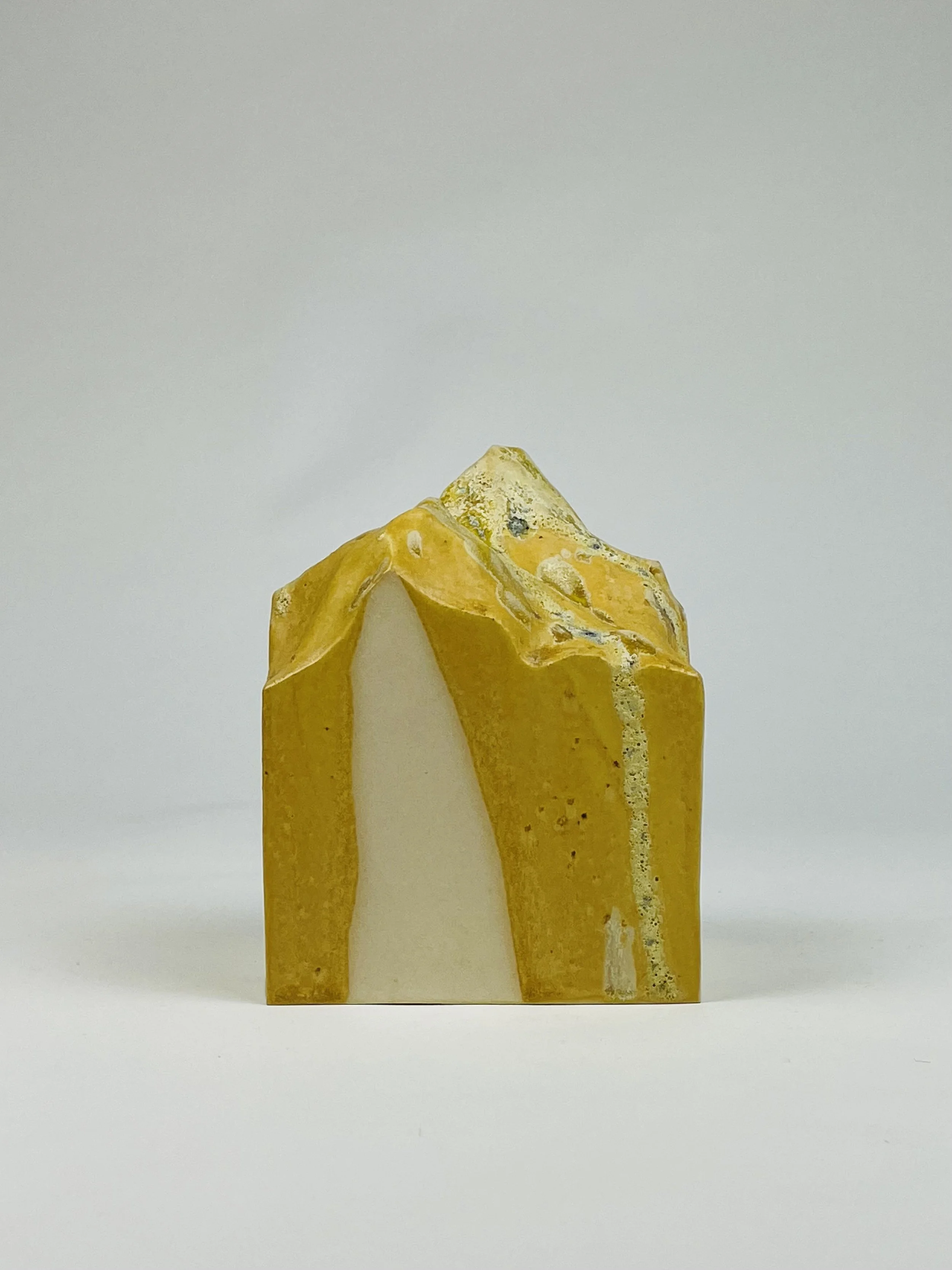 Untitled, 2023, ceramic, multiple glazes, 13 x 10 x 10 cm
