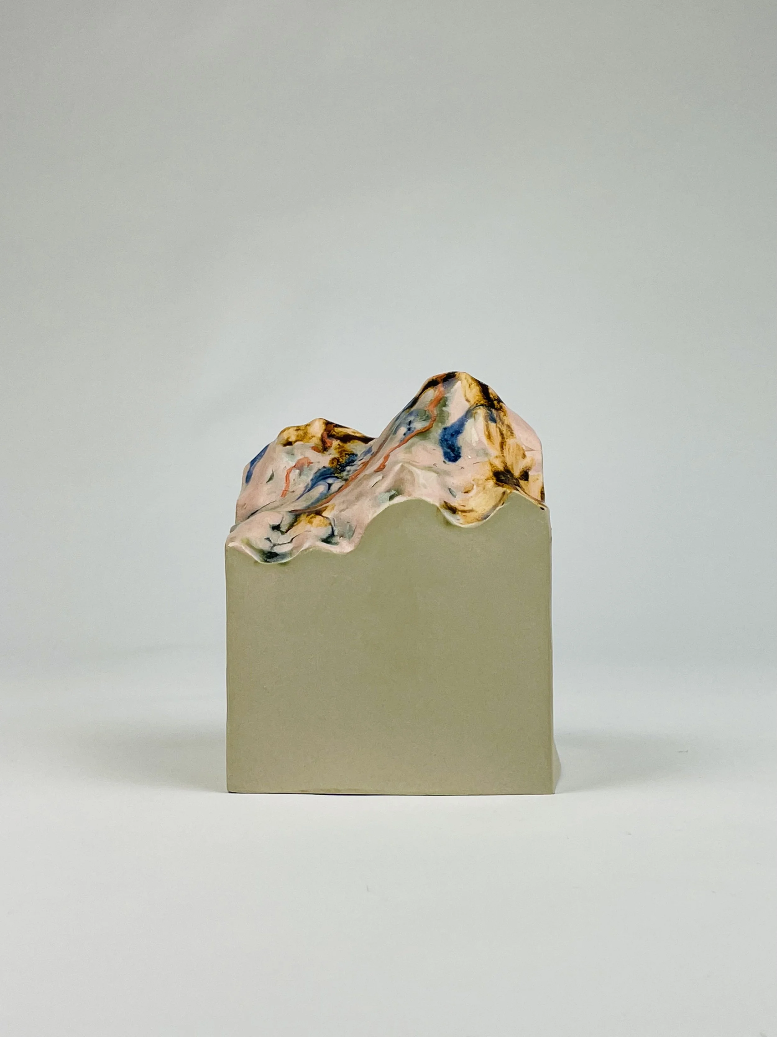 Untitled, 2021, ceramic, multiple glazes, 13 x 10 x 10 cm 