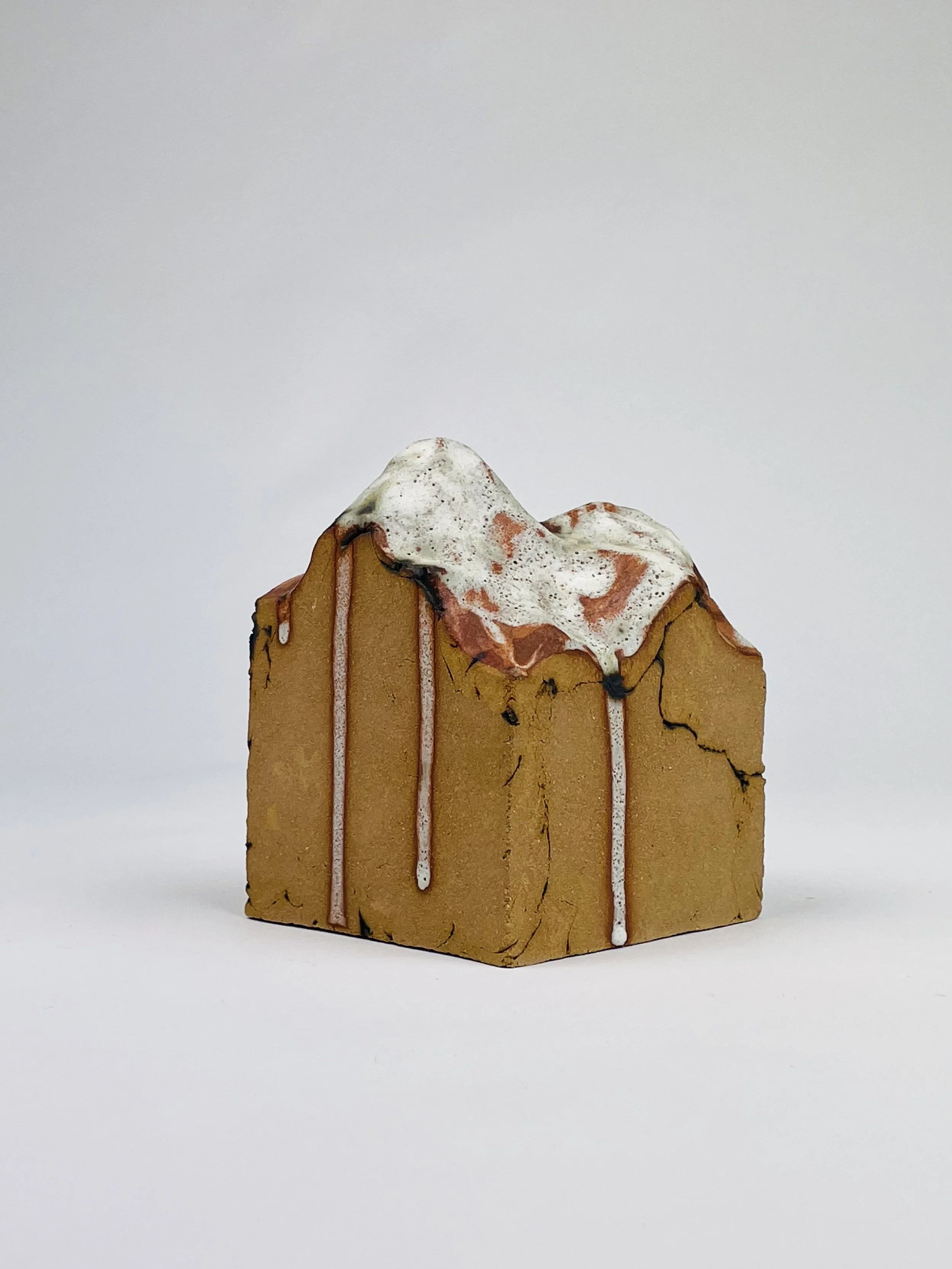 Untitled, 2023, ceramic, multiple glazes, 13 x 10 x 10 cm