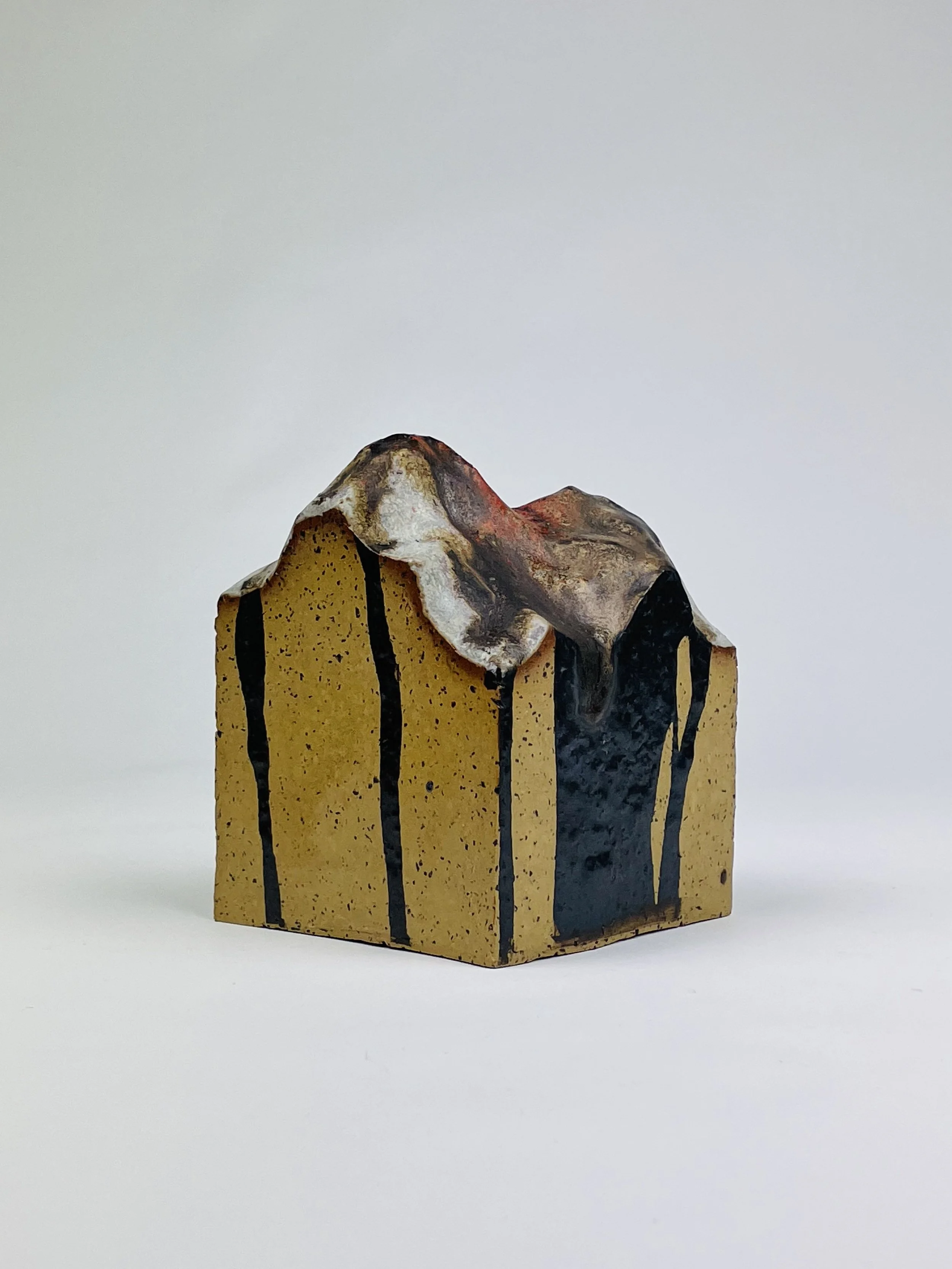 Untitled, 2022, ceramic, multiple glazes, 13 x 10 x 10 cm