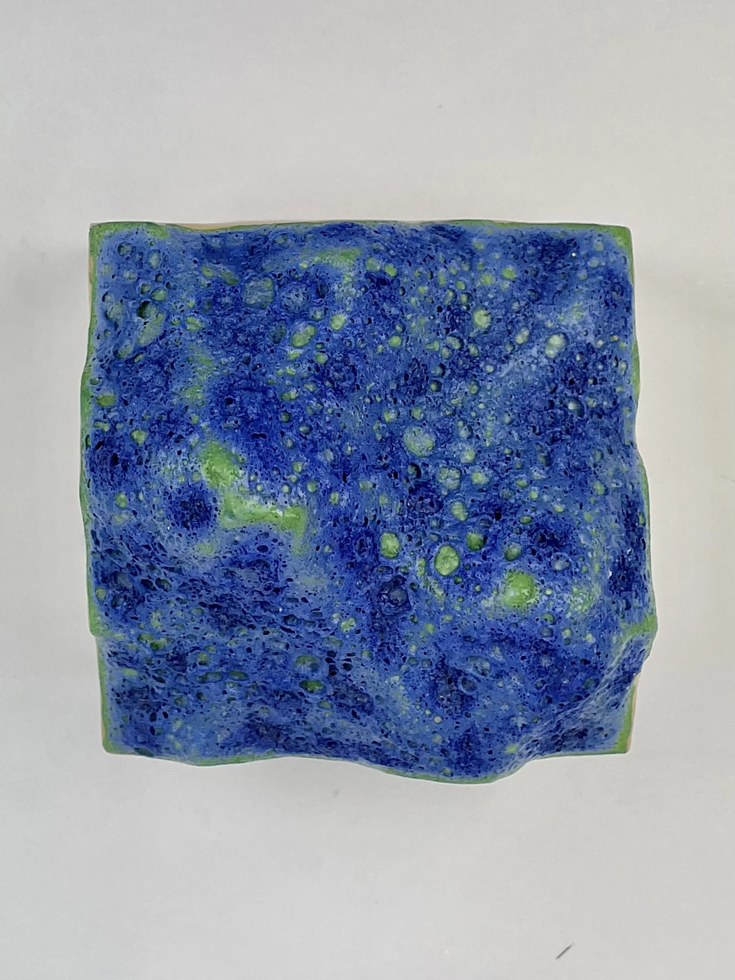 Untitled, 2021, ceramic, glaze, 13 x 10 x 10 cm