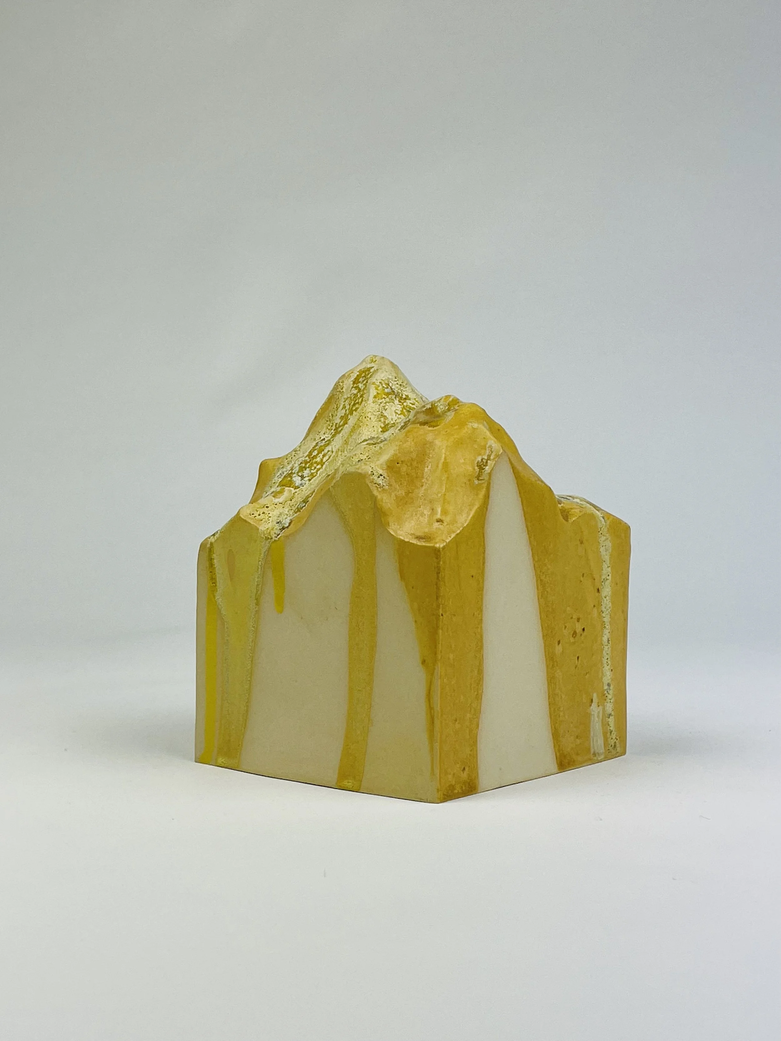 Untitled, 2023, ceramic, multiple glazes, 13 x 10 x 10 cm