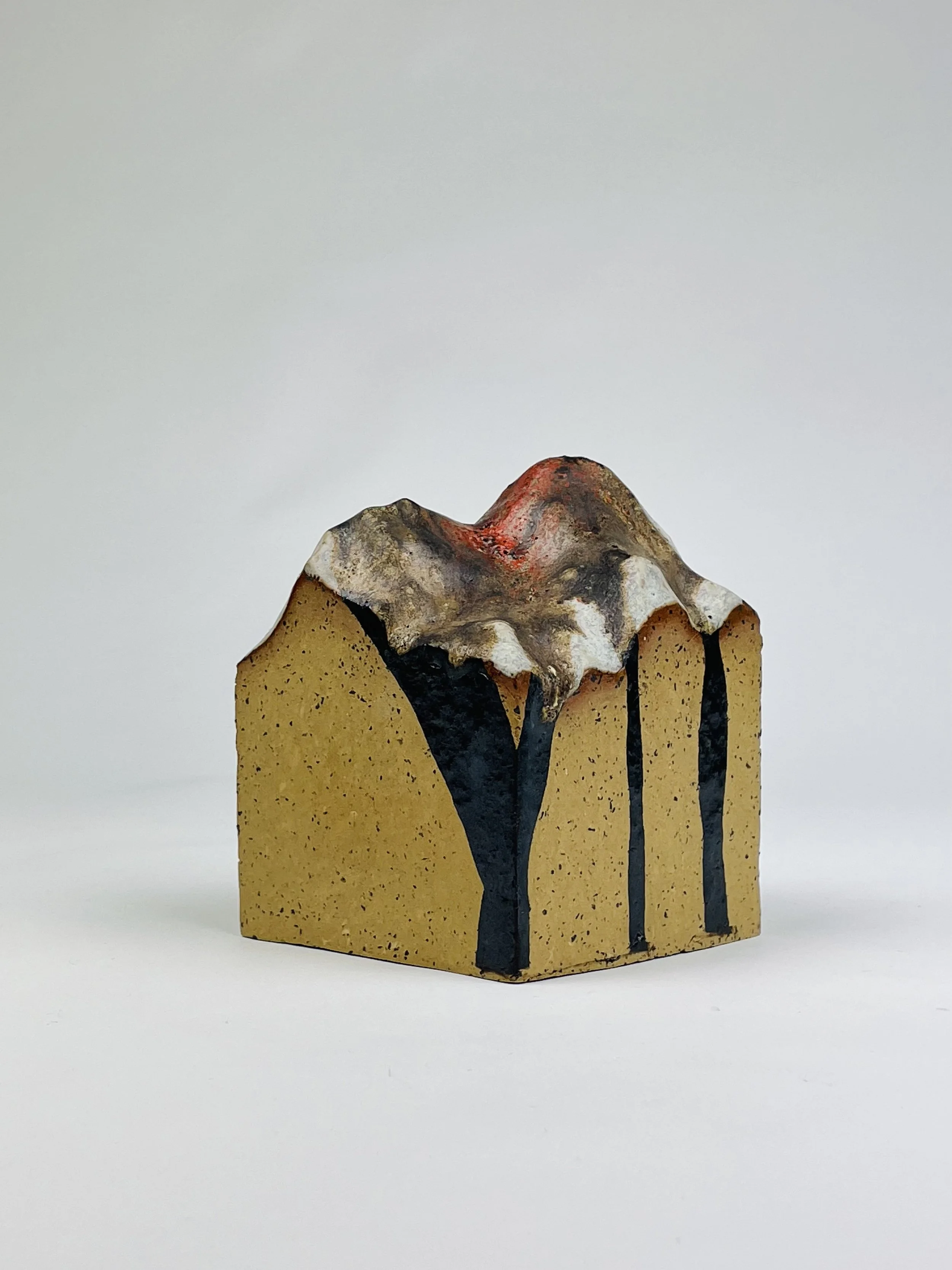Untitled, 2022, ceramic, multiple glazes, 13 x 10 x 10 cm